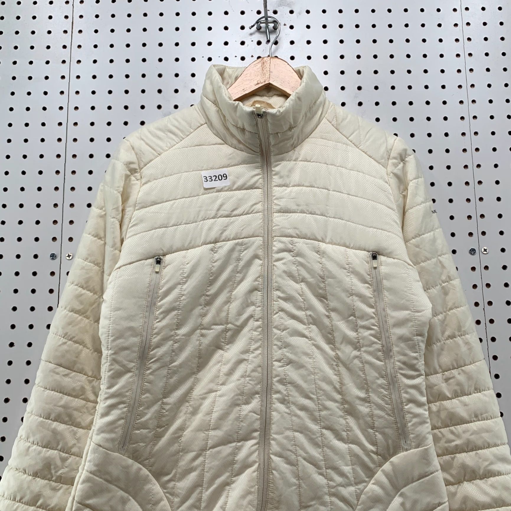 Merrell Merrell Puffer Jacket Womens MEdium Ivory Thinsulate Platinum Select Dry 19.5x24 Size M / US 6-8 / IT 42-44 - 5 Thumbnail