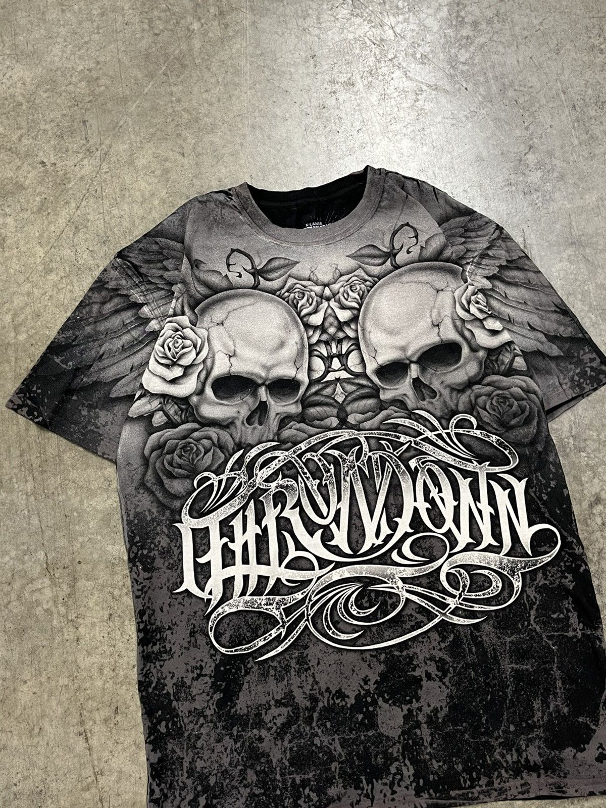 Affliction × Tapout × Vintage Y2k affliction style grunge tee shirt AOP opium emo goth Size US XL / EU 56 / 4 - 5 Thumbnail