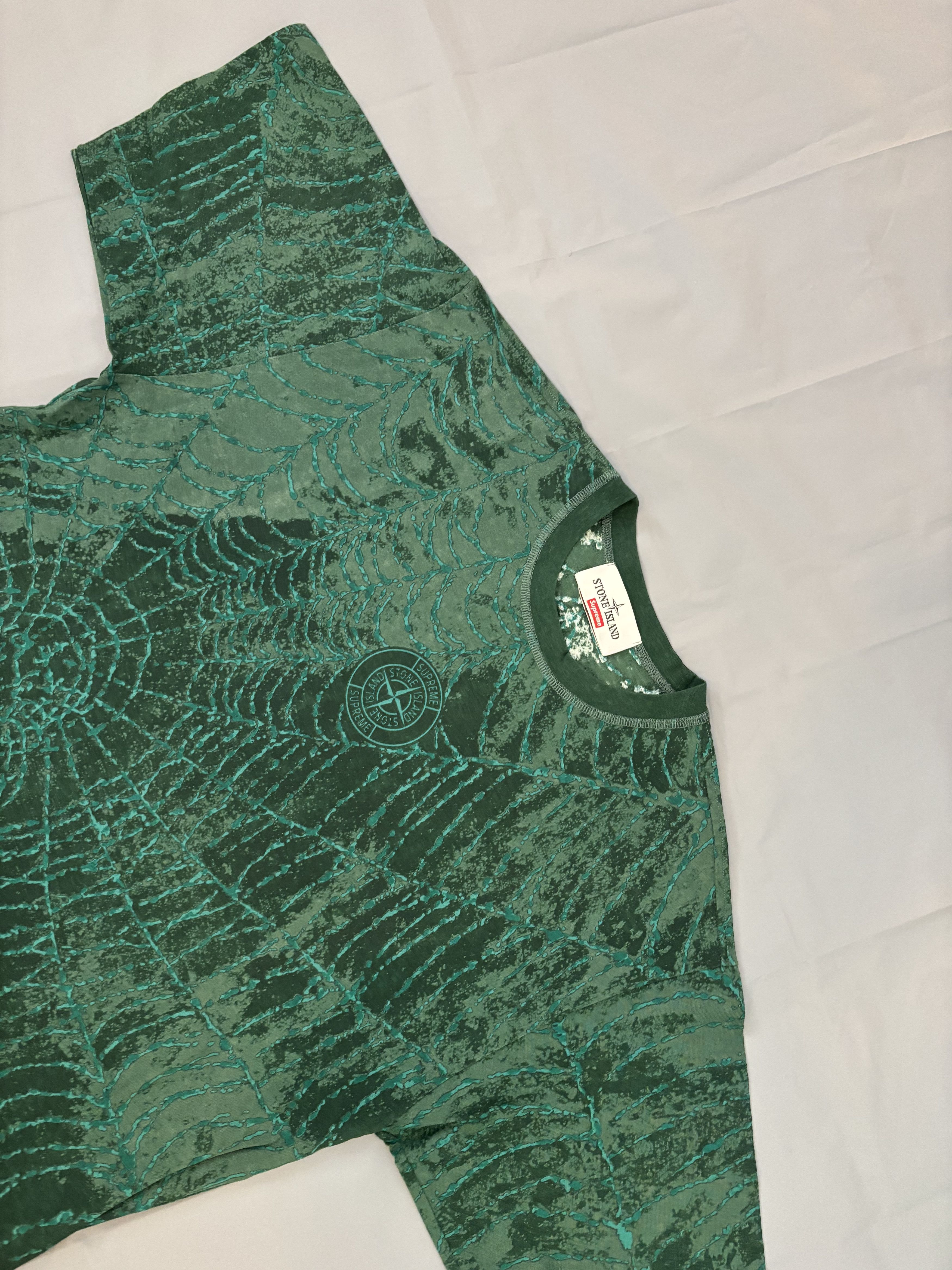 Stone Island T-shirt vert foncé Stone Island x Supreme en tbe Size US M / EU 48-50 / 2 - 4 Thumbnail