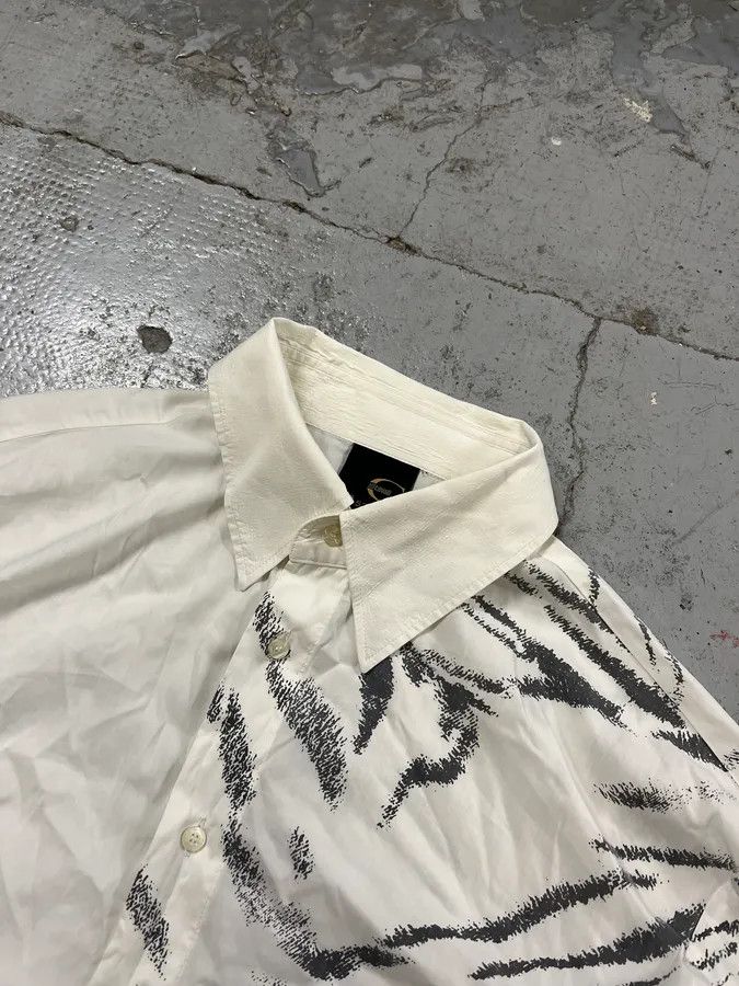 Just Cavalli 2000s Cavalli Zebra Shoulder White Shirt Size US M / EU 48-50 / 2 - 5 Thumbnail