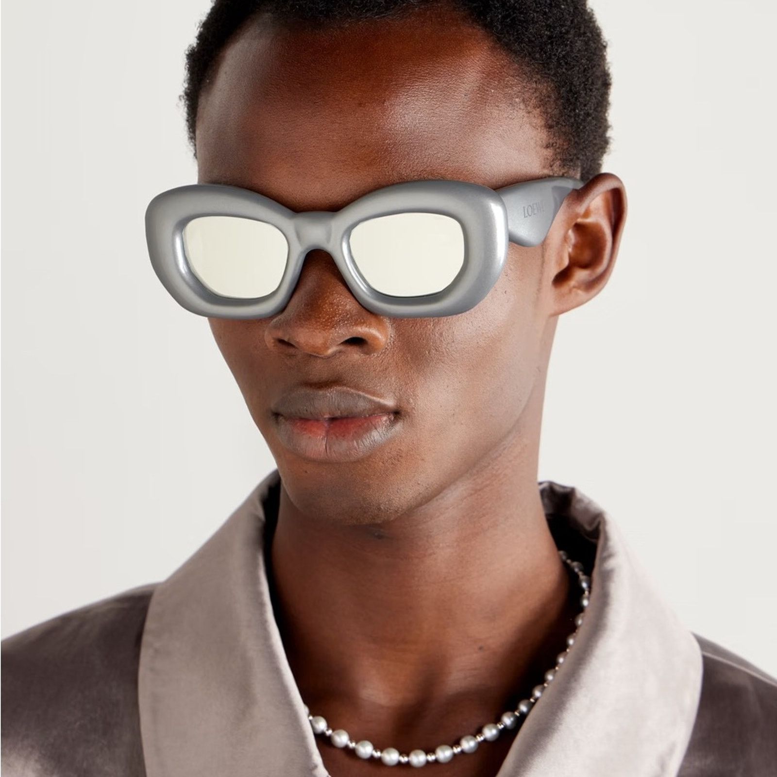 Loewe New! Loewe Silver Sunglasses LW40117I 20C, Authentic Size ONE SIZE - 7 Thumbnail