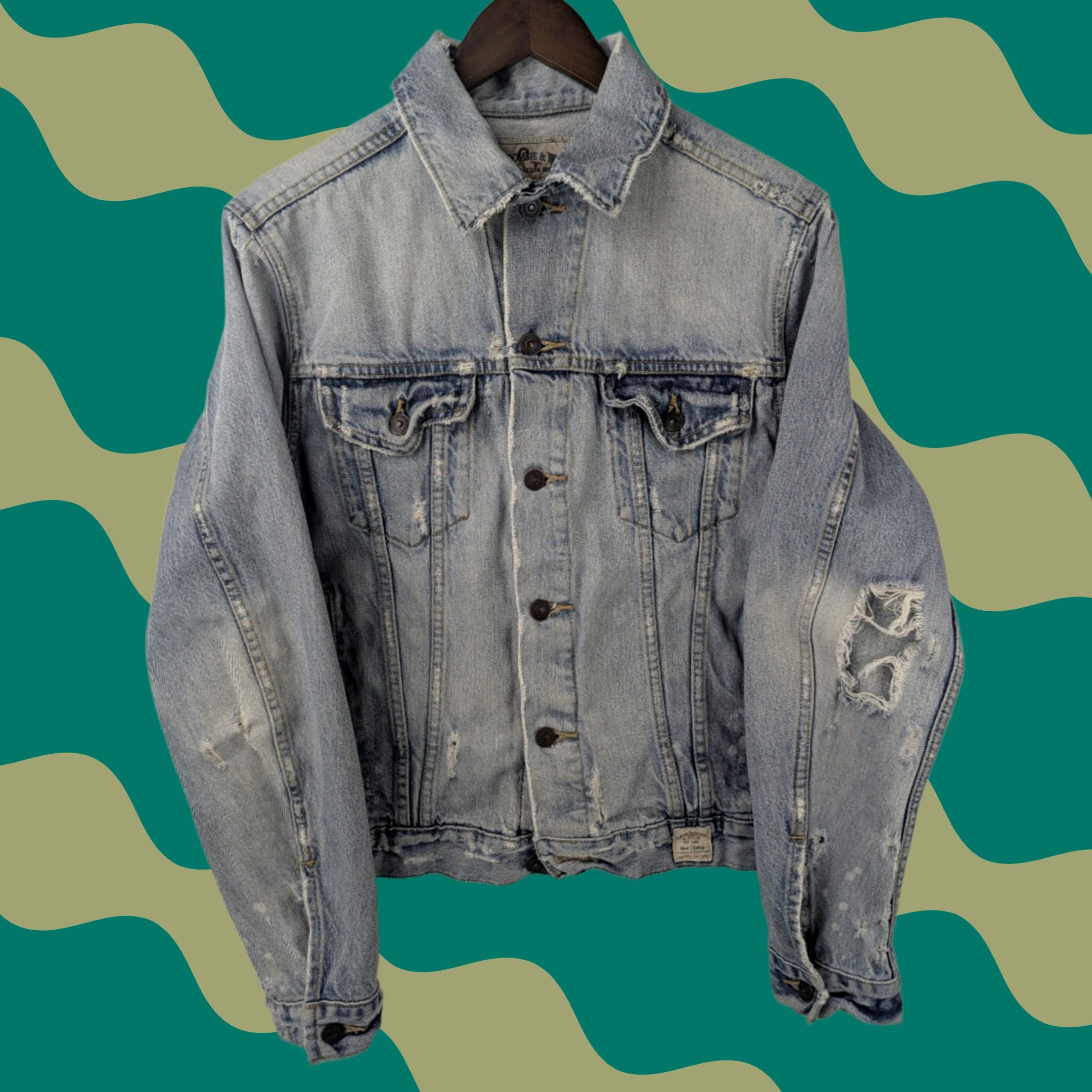 Abercrombie & Fitch VINTAGE Abercrombie & Fitch Denim Trucker Jacket M Light Wash Distressed 90s Y2K Mens Jacket Size US M / EU 48-50 / 2 - 1 Thumbnail