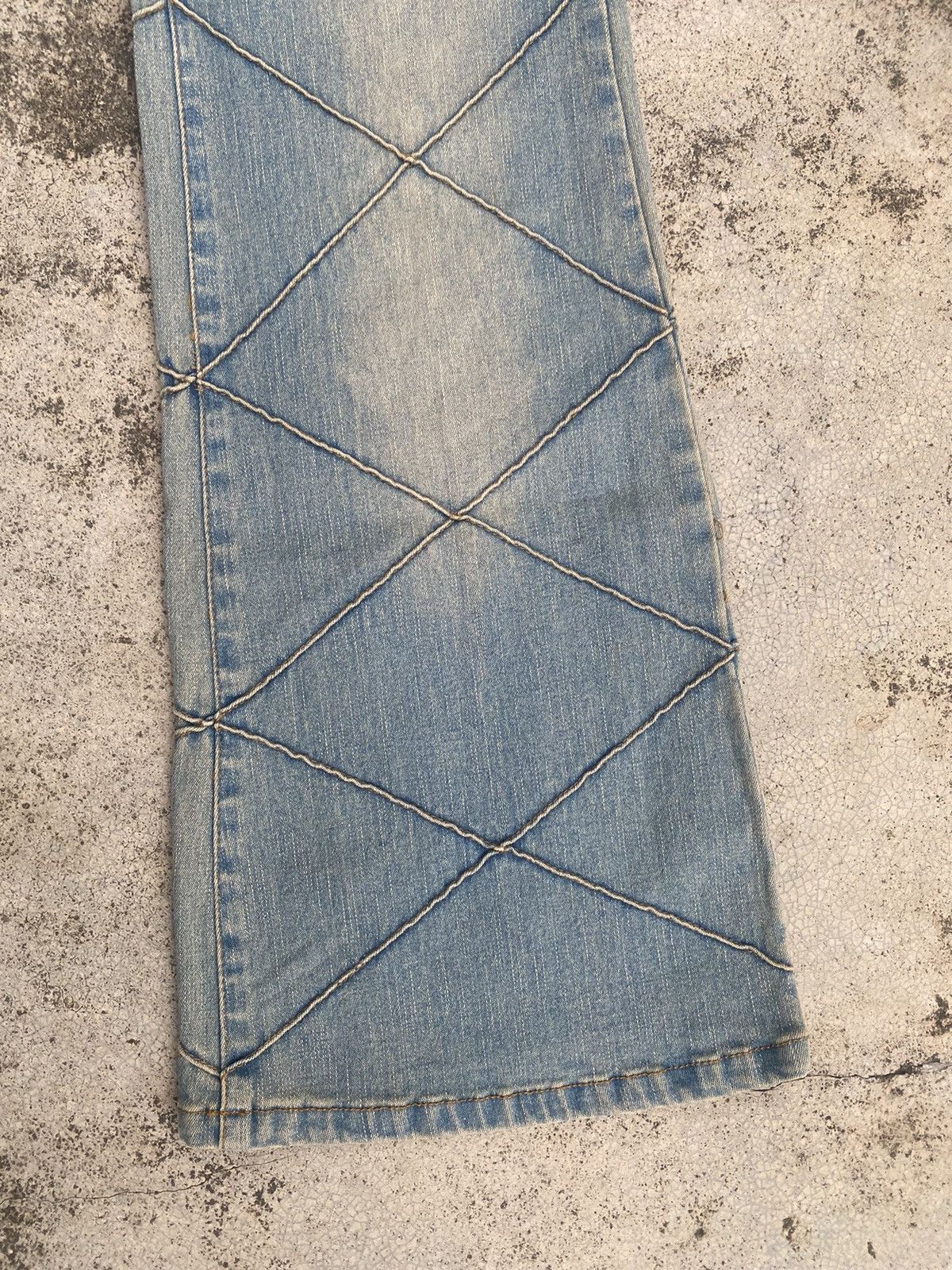 If Six Was Nine × Japanese Brand × Uniqlo Flare Jeans Uniqlo Hagi Mud Clawmark Bootcut Size US 28 / EU 44 - 5 Thumbnail
