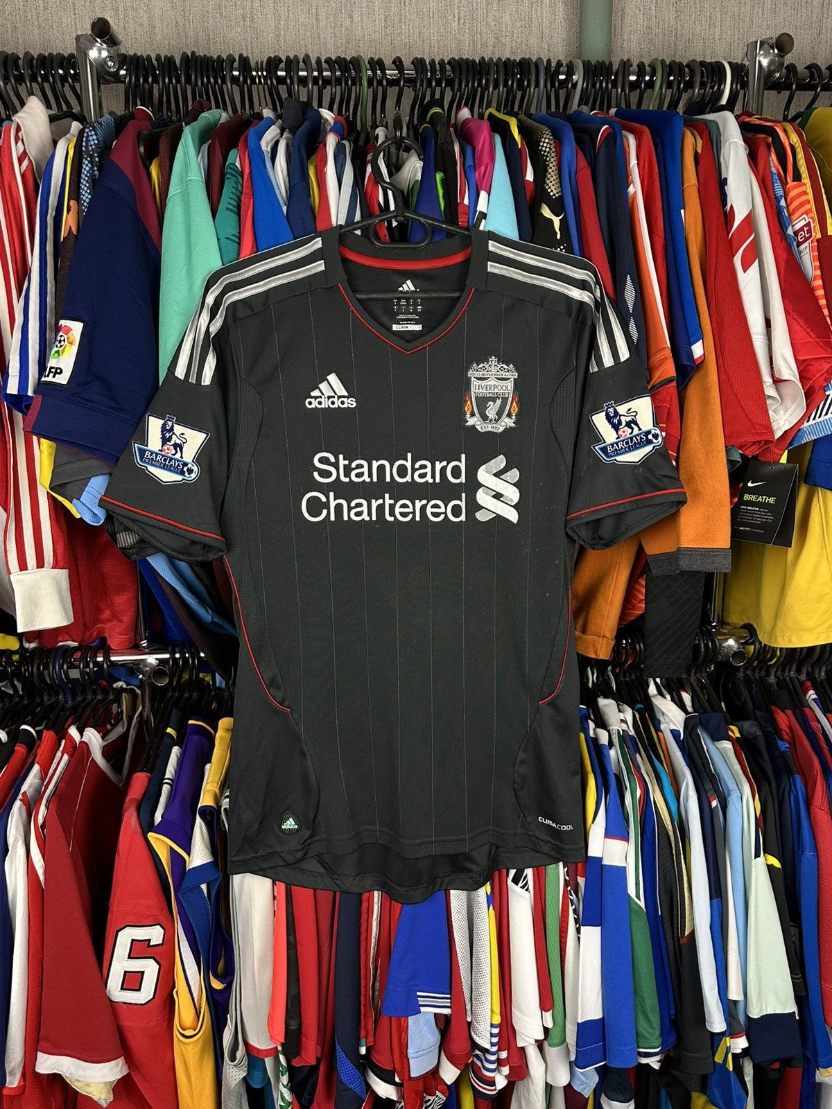 Adidas Liverpool 2011 2102 Away Football Shirt Soccer Jersey Adidas Size US S / EU 44-46 / 1 - 1 Thumbnail