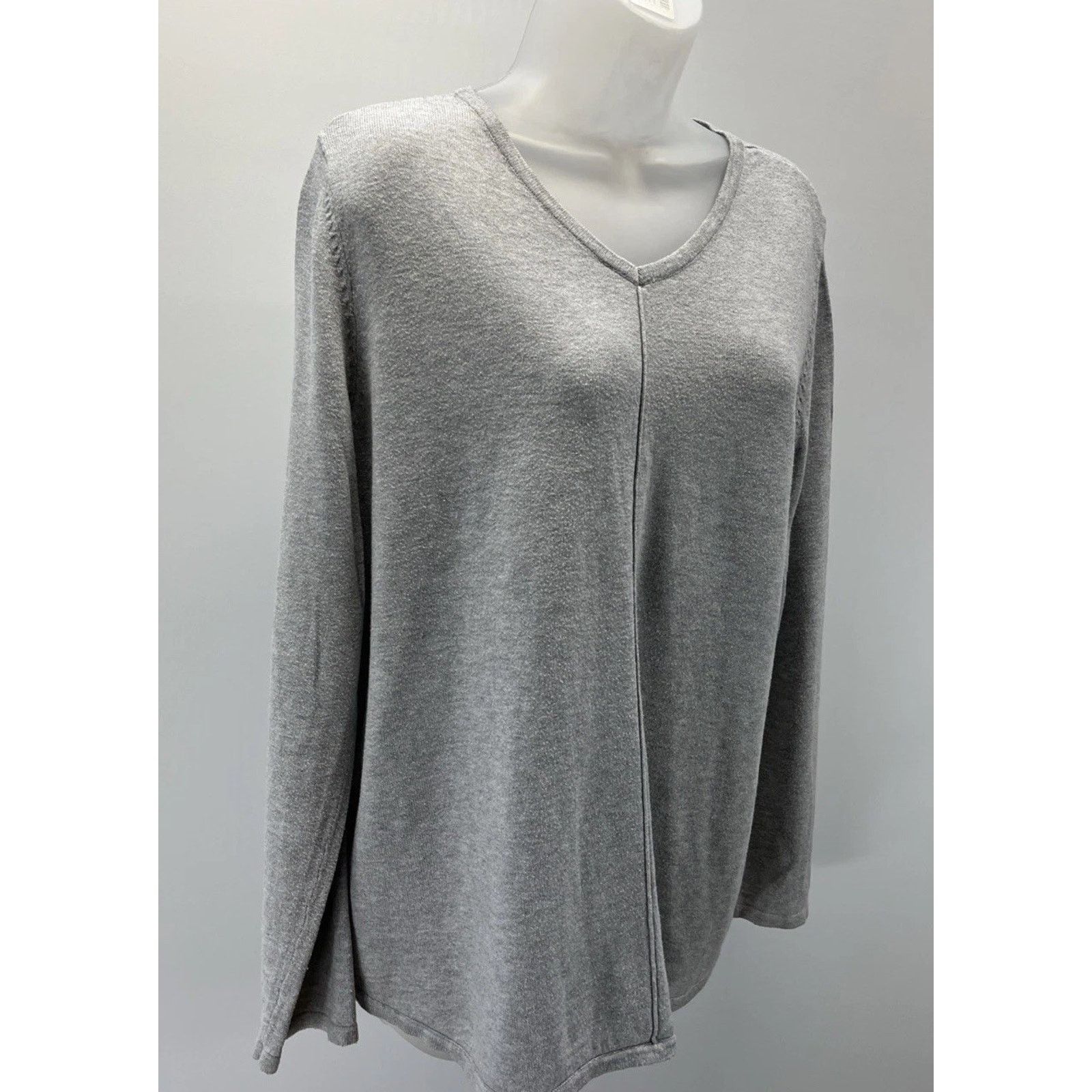 Chicos Chicos 2 Tunic Sweater Womens L Gray V Neck Size L / US 10 / IT 46 - 2 Thumbnail