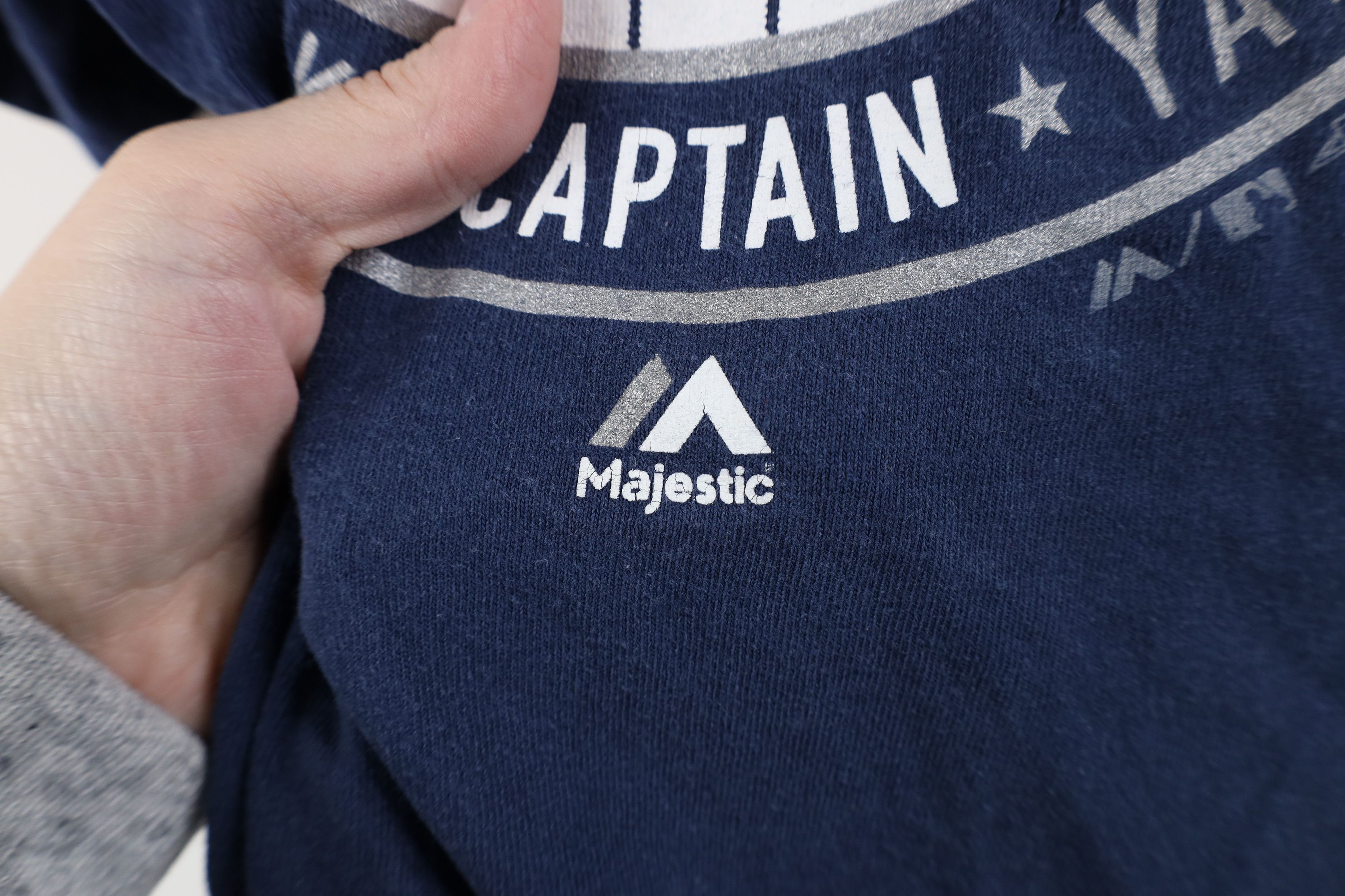 Majestic × Vintage Vintage Majestic Jeter New York Yankees Baseball T-Shirt Size US XL / EU 56 / 4 - 5 Thumbnail