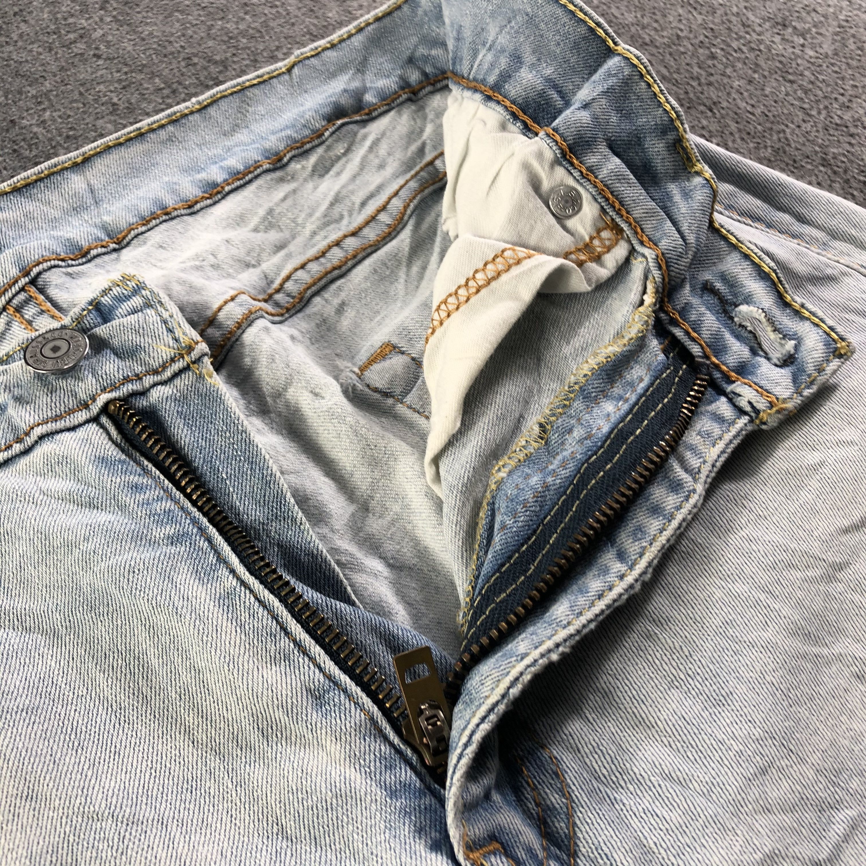 Levi's Vintage Light Wash Levis 513 Jeans-J3223 Size US 32 / EU 48 - 7 Thumbnail