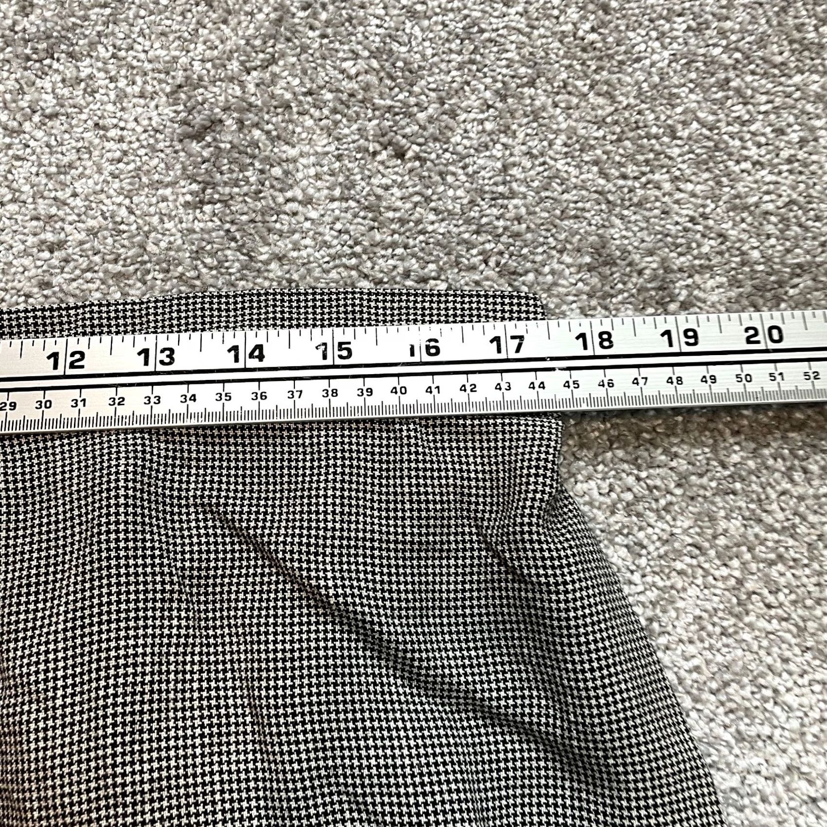 Vintage VINTAGE JP Collections Skirt Womens 24 Black Gray Midi 100% Rayon Made in Japan Vintage Size 42" / US 20 - 5 Thumbnail