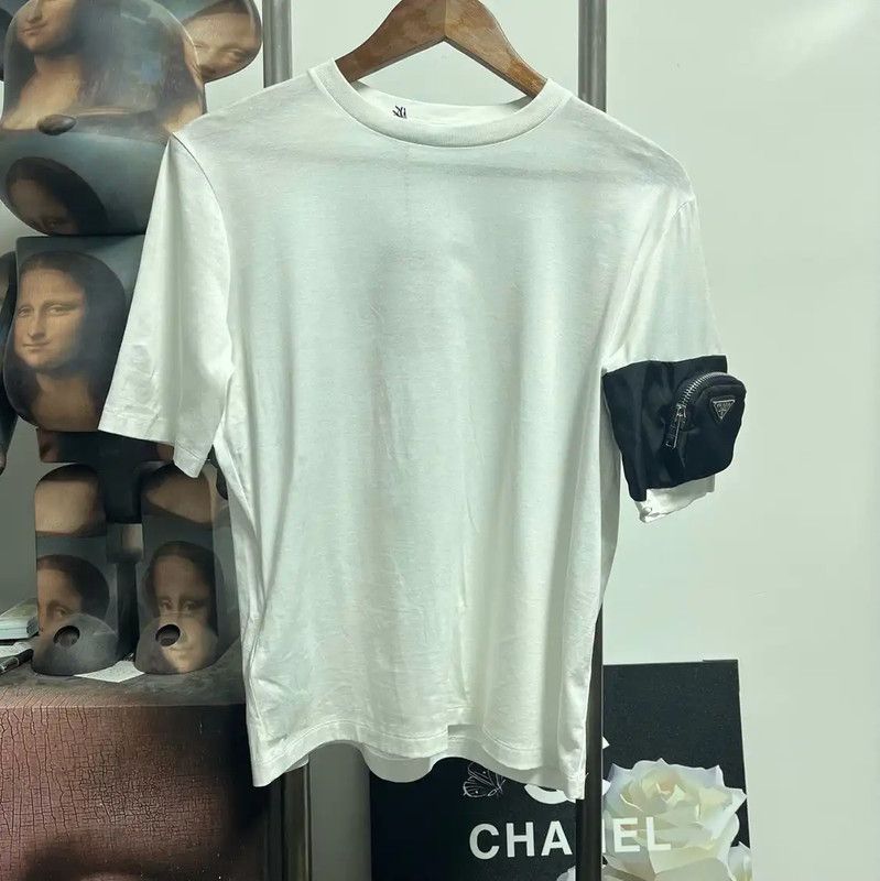Prada Prada Men's White Cotton T-Shirt Size US S / EU 44-46 / 1 - 1 Thumbnail