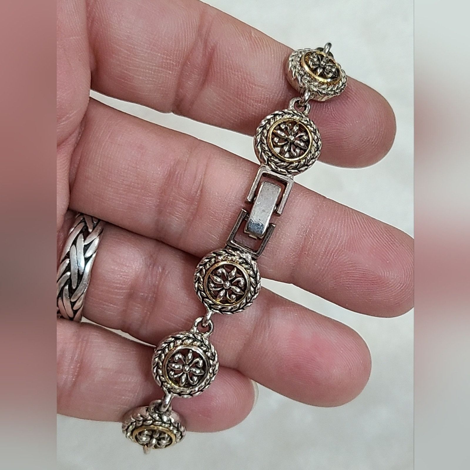 Vintage Vintage Two Tone Bracelet Size ONE SIZE - 2 Thumbnail