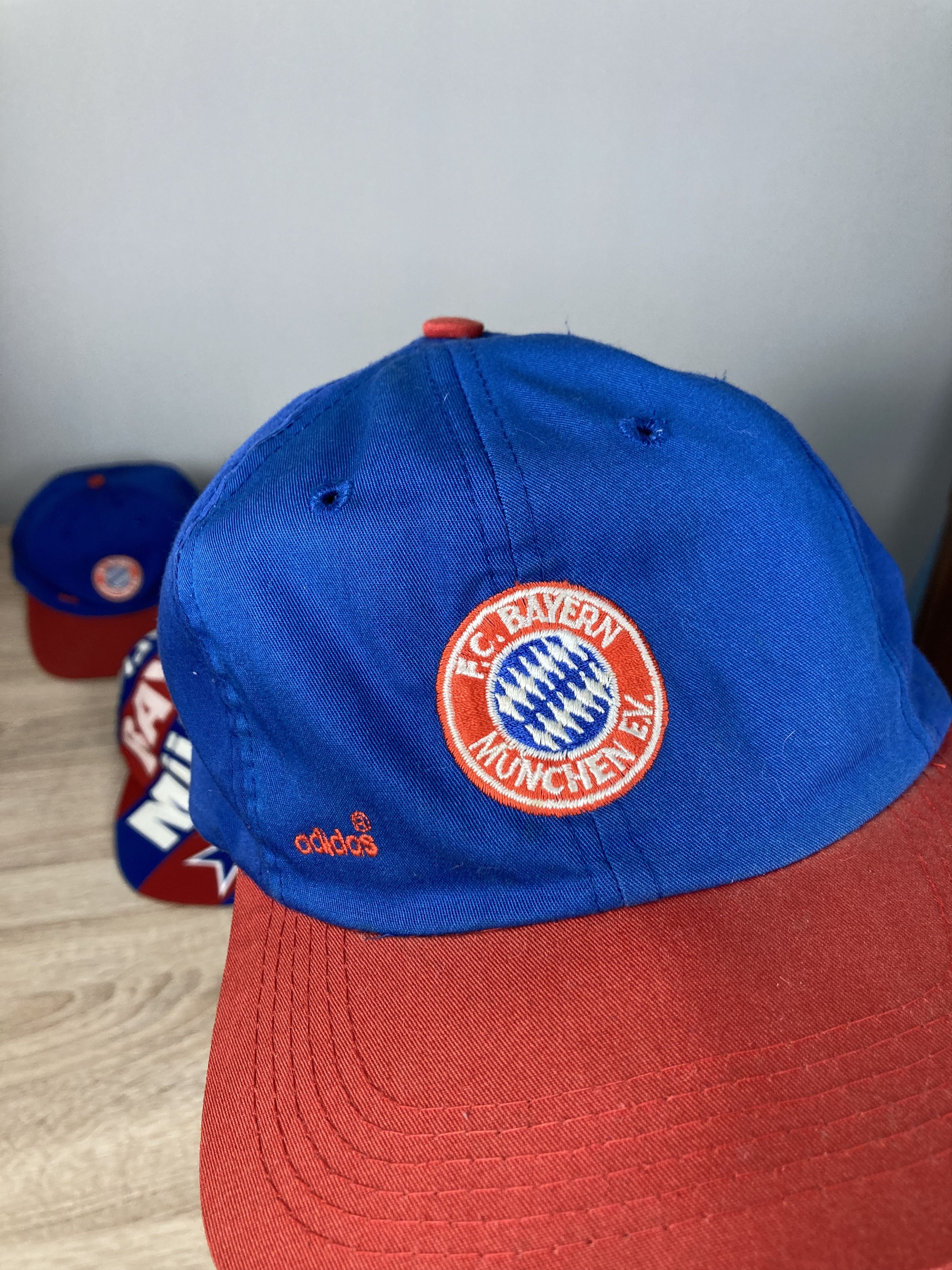 Sports Specialties × Vintage Collection of Caps German Bundesliga Team Bayern Munich 70s+ Size ONE SIZE - 7 Thumbnail