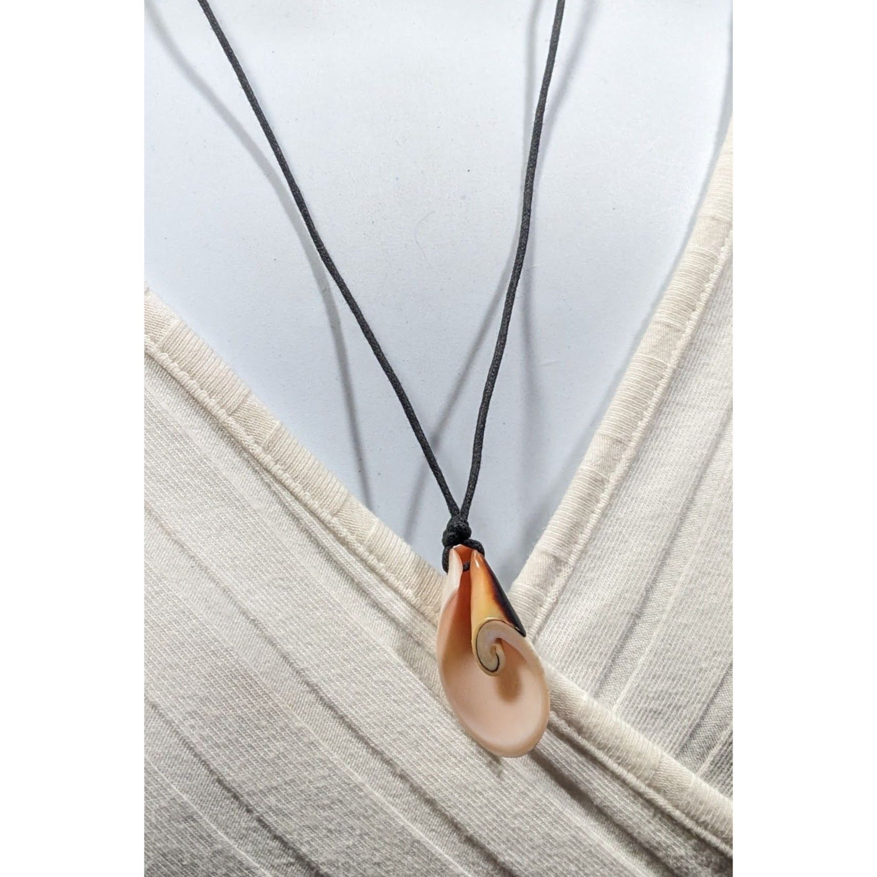 Other Retro Mermaidcore Sliced Shell Pendant Necklace Size ONE SIZE - 6 Thumbnail