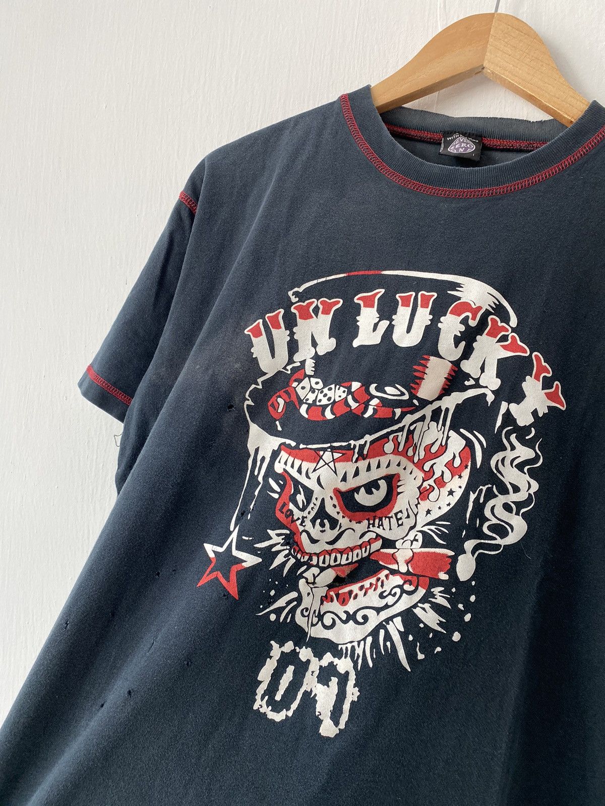 Japanese Brand Seven Zero One Skull T-shirt Size US S / EU 44-46 / 1 - 2 Thumbnail