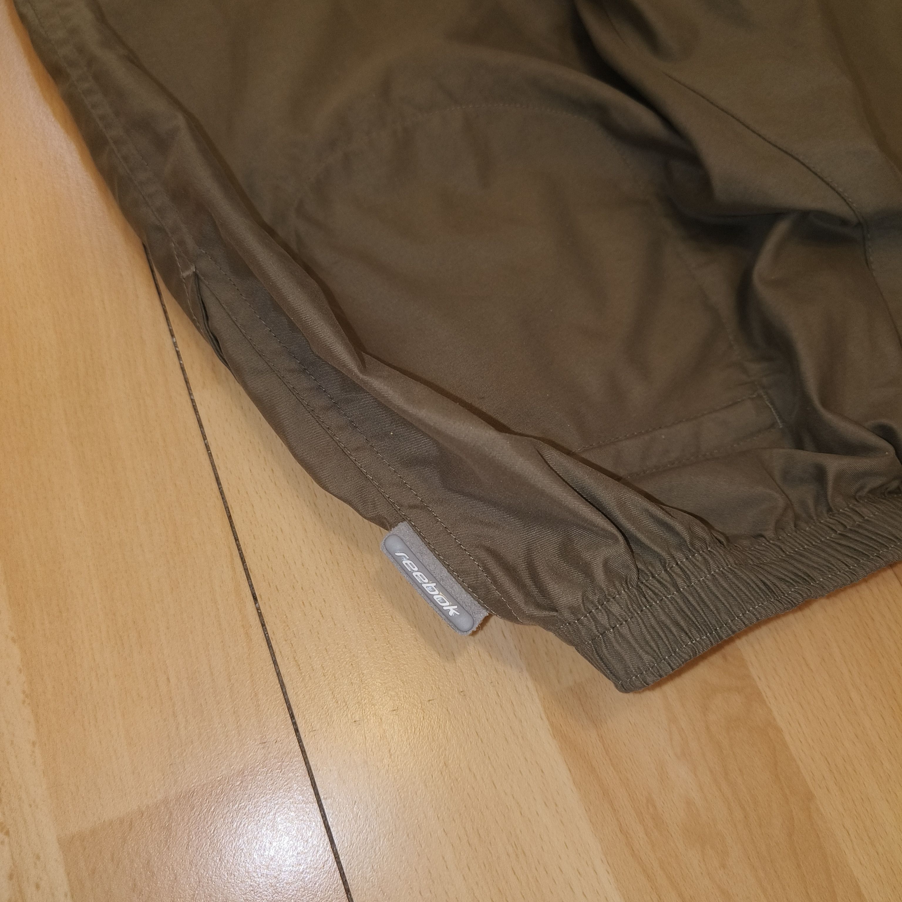 Reebok Vintage Reebok Olive green nylon Baggy Cargo Pants Size 32" / US 10 / IT 46 - 3 Thumbnail