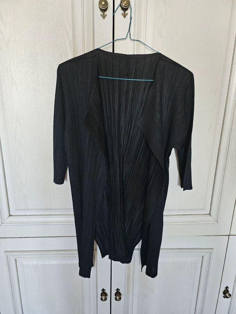 issey miyake size：2 Black cardigan 2506-Nextarrow