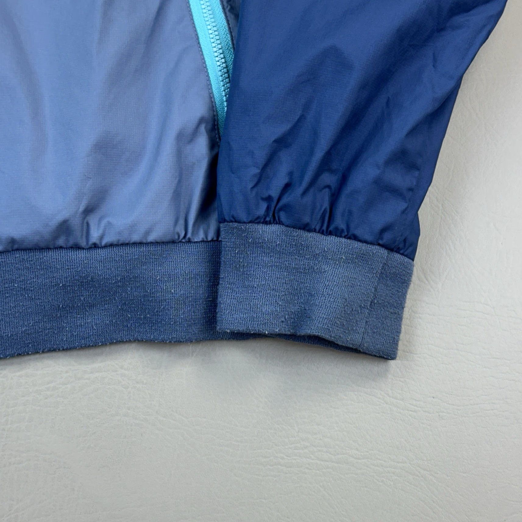 Nike Nike Windrunner Jacket Mens S Colorblock Lightweight Windbreaker (Sportswear) Size US S / EU 44-46 / 1 - 3 Thumbnail