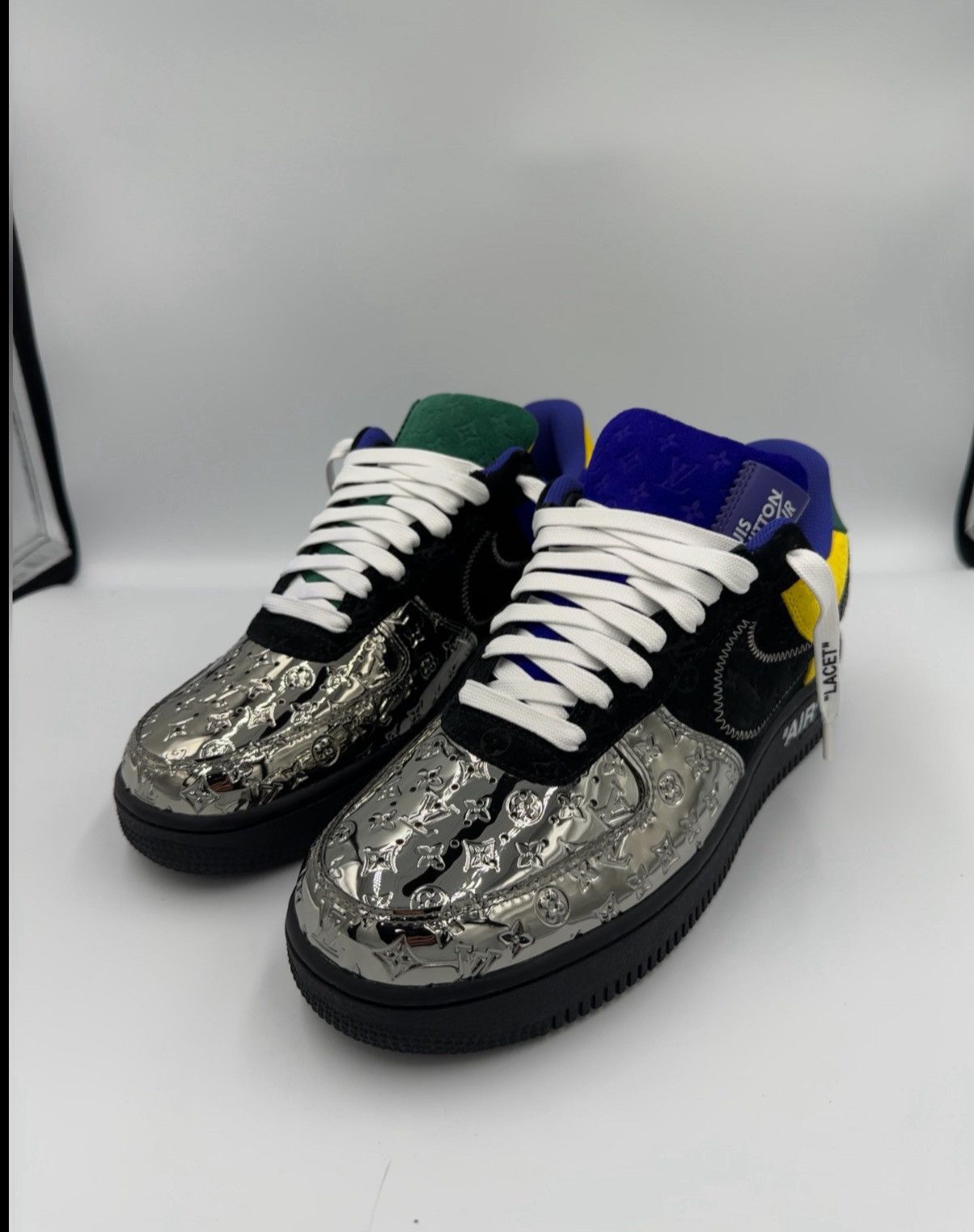 Louis Vuitton Louis Vuitton x Nike Air Force Size US 8 / EU 41 - 16 Thumbnail
