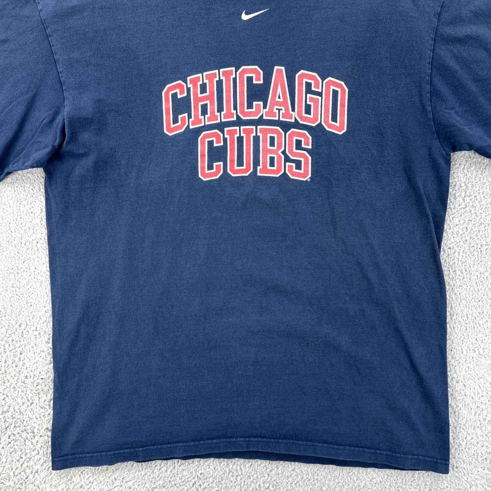 Nike VINTAGE Nike Mens Large Blue Shirt Chicago Cubs Baseball 2006 Center Swoosh Y2K Tee Size US L / EU 52-54 / 3 - 4 Thumbnail