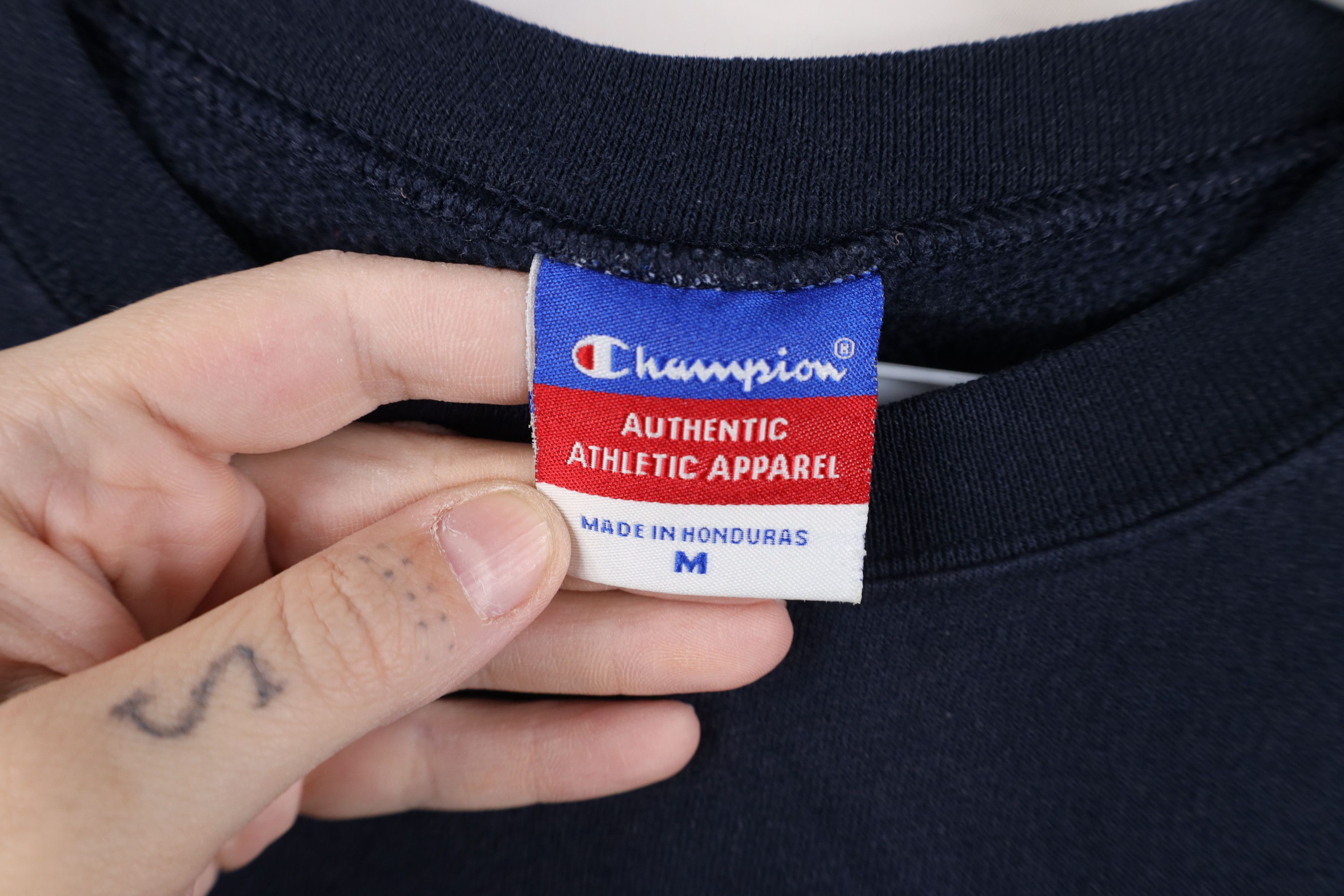 Champion Vintage 90s Champion John Carroll University Sweatshirt Blue Size US M / EU 48-50 / 2 - 9 Thumbnail