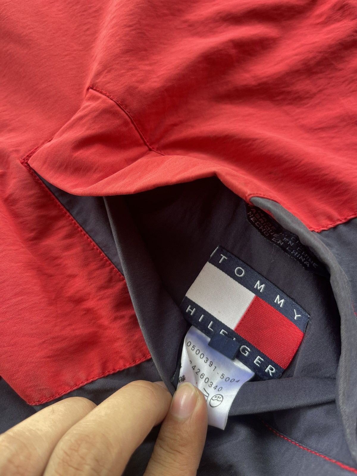Tommy Hilfiger TOMMY HILFIGER BIG LOGO JACKET REVERSIBLE Size US L / EU 52-54 / 3 - 5 Thumbnail