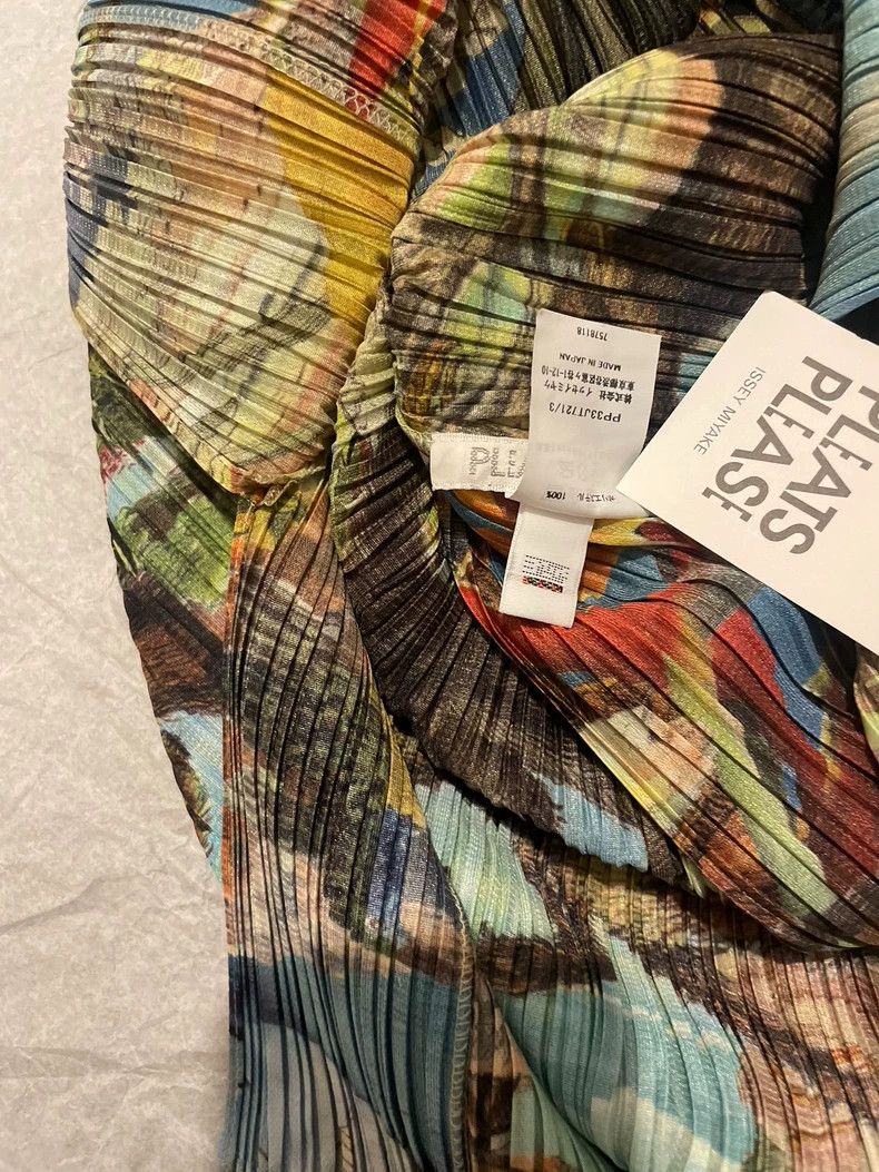 Issey Miyake Issey Miyake Pleated printed top Size L / US 10 / IT 46 - 5 Thumbnail