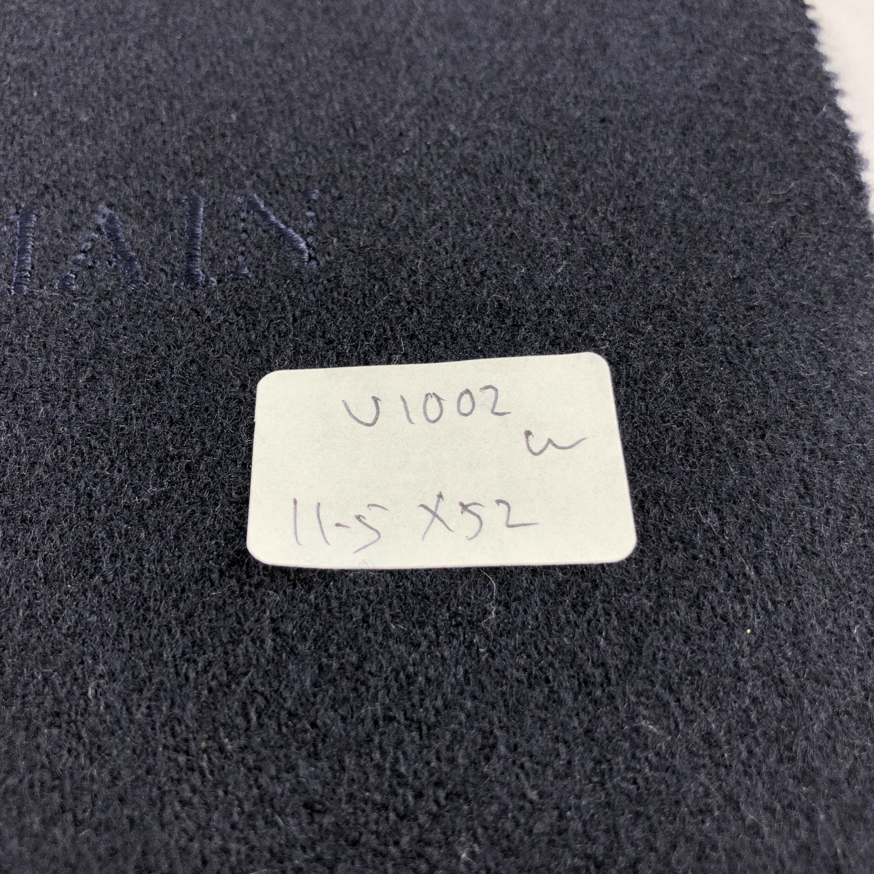 Pierre Balmain Pierre Balmain Plain Navy Wool Scarf Muffler V1002 Size ONE SIZE - 5 Thumbnail