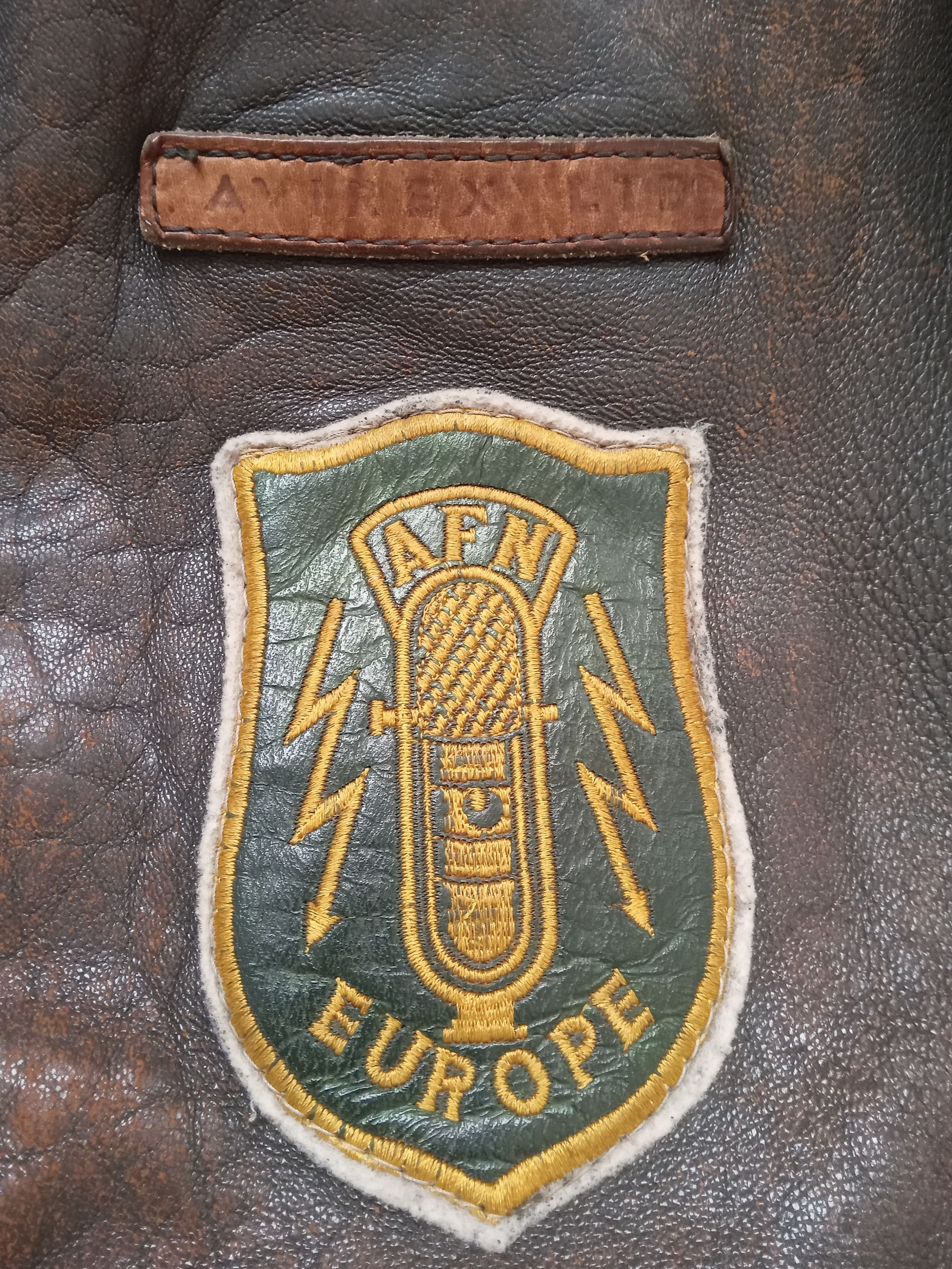Avirex Avirex Flying Tigers Vintage Distressed Leather Jacket Size US M / EU 48-50 / 2 - 8 Thumbnail