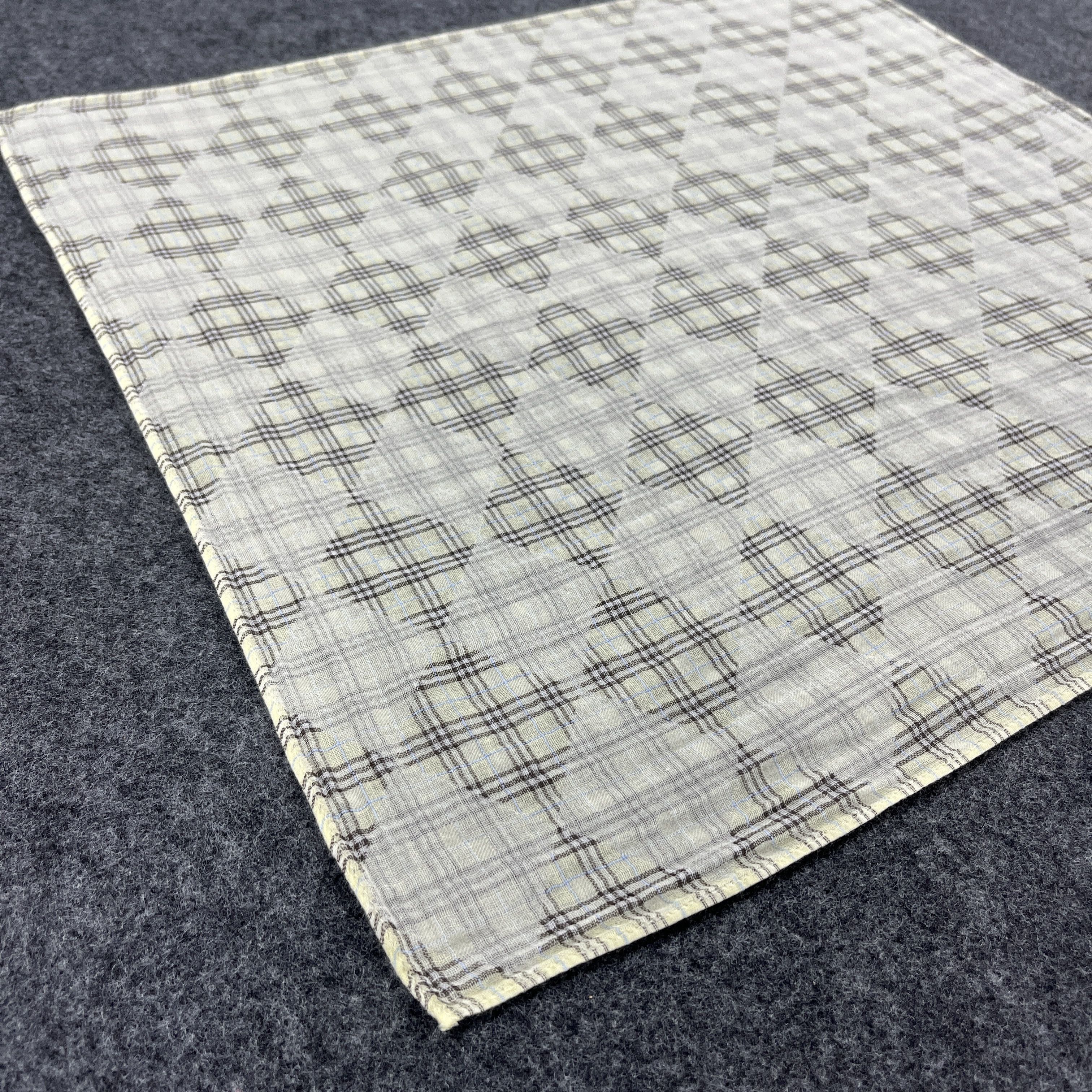 Burberry × Vintage Burberry Handkerchief / Bandana / Neckerchief B229 Size ONE SIZE - 9 Thumbnail