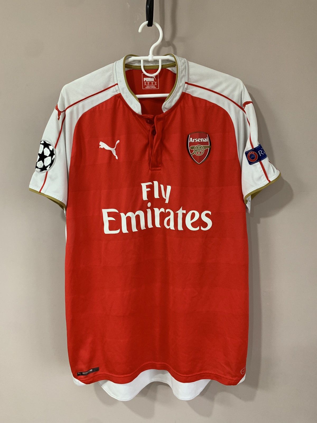 Puma Arsenal London Home Football Shirt Puma Soccer OZIL #11 Size US XL / EU 56 / 4 - 1 Thumbnail