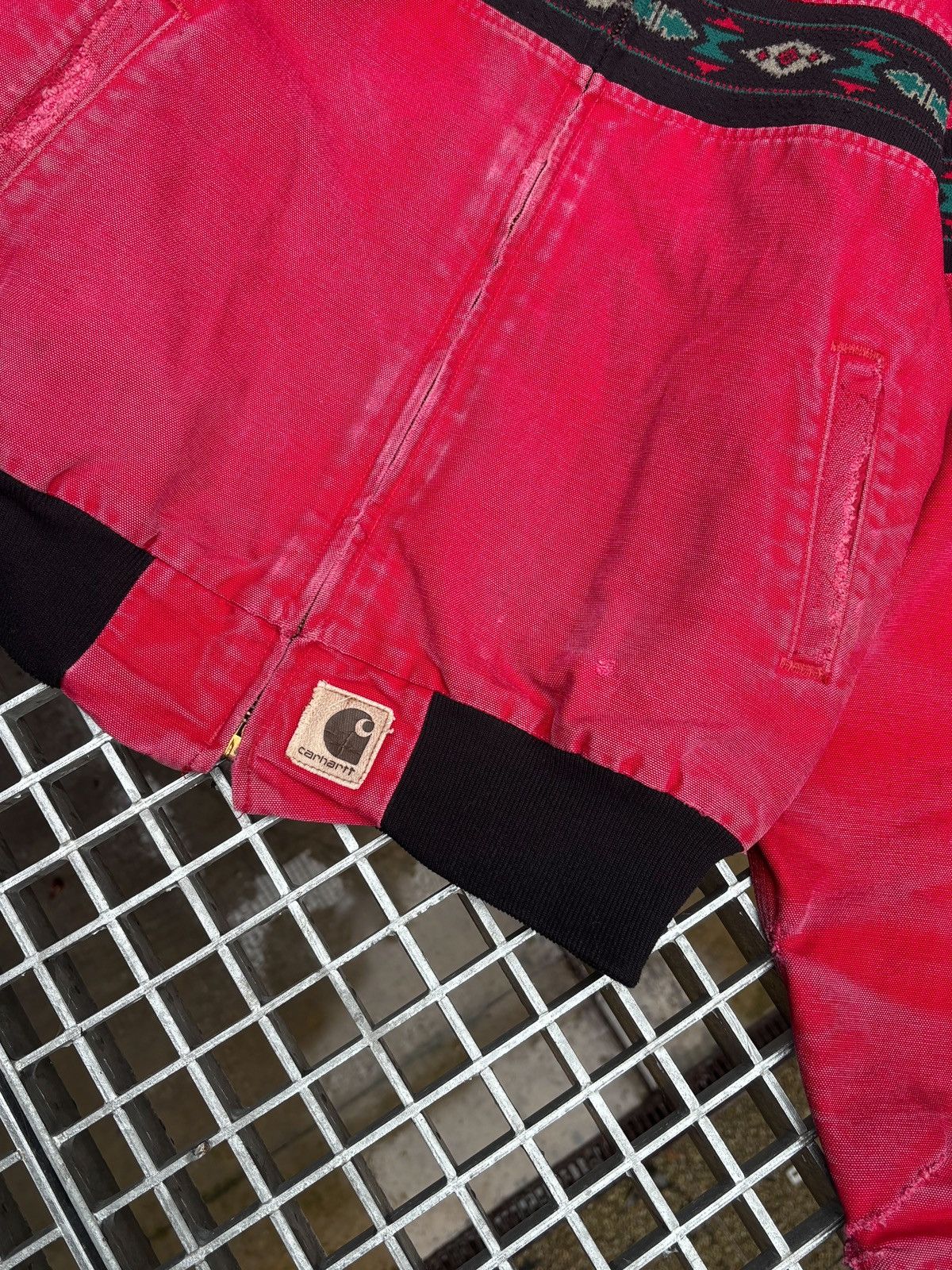 Carhartt × Vintage Carhartt J77 RED 1999 Santa Fe Aztec Southwest Jacket Size US L / EU 52-54 / 3 - 5 Thumbnail