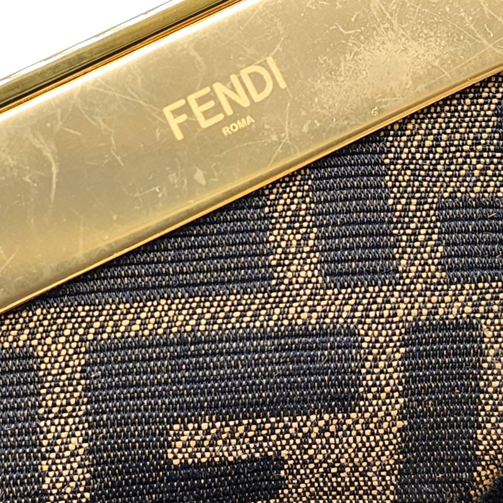 Fendi First Small White Leather Clutch Bag with Python Trim Size ONE SIZE - 10 Thumbnail