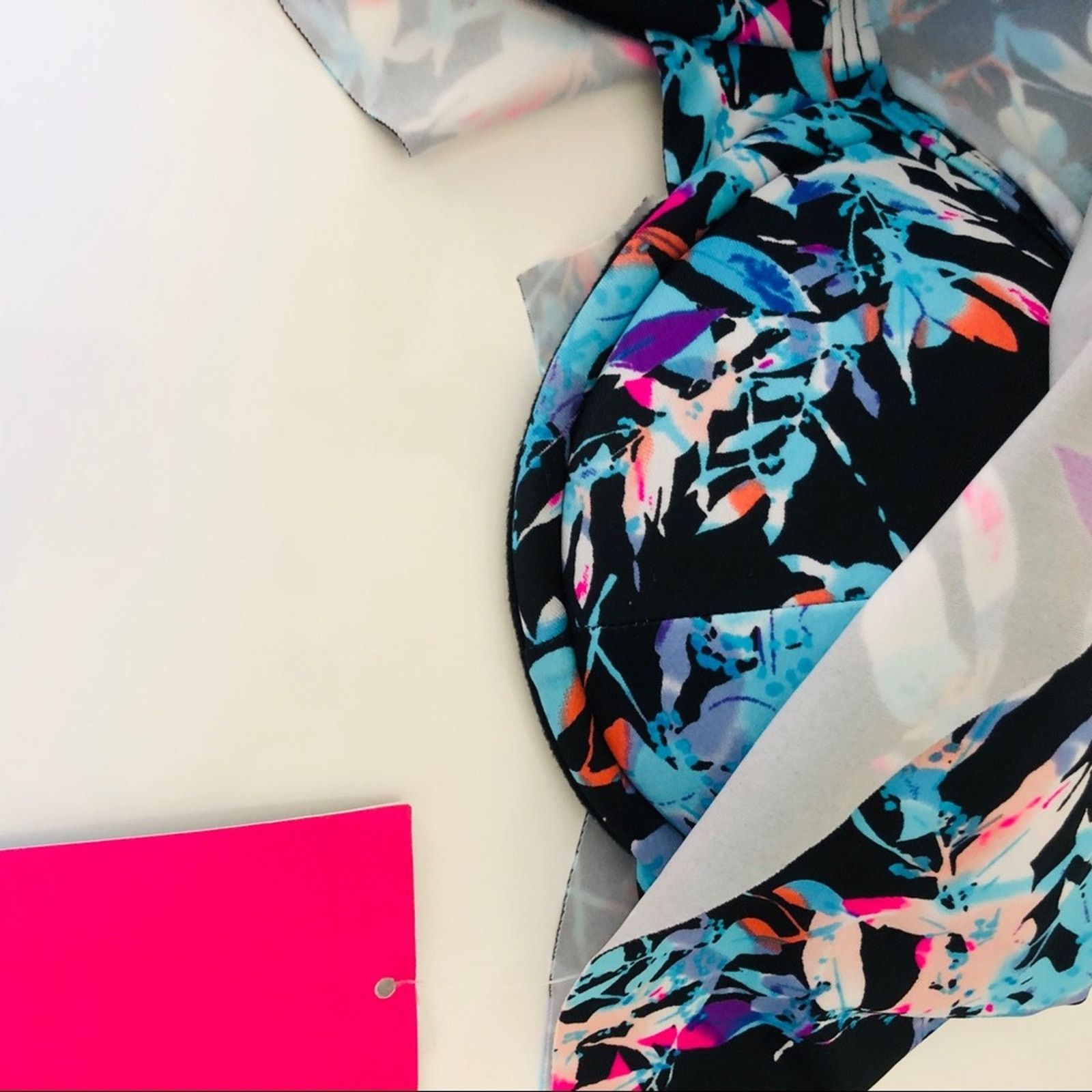 Beach Riot NEW BEACH RIOT Black White Blue Floral Bandeau Bikini Swim Size L / US 10 / IT 46 - 6 Thumbnail
