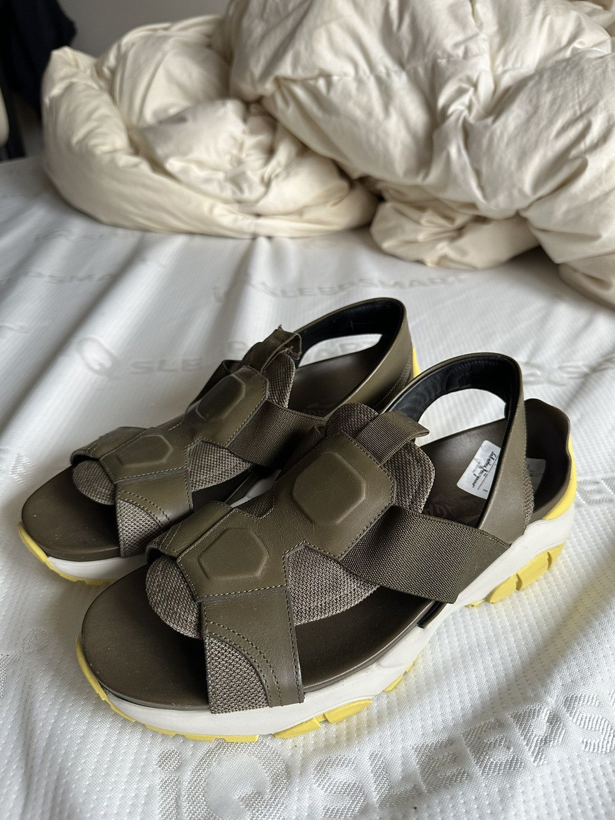 Salvatore Ferragamo Ferragamo Force Sandals Size US 9 / EU 42 - 3 Thumbnail