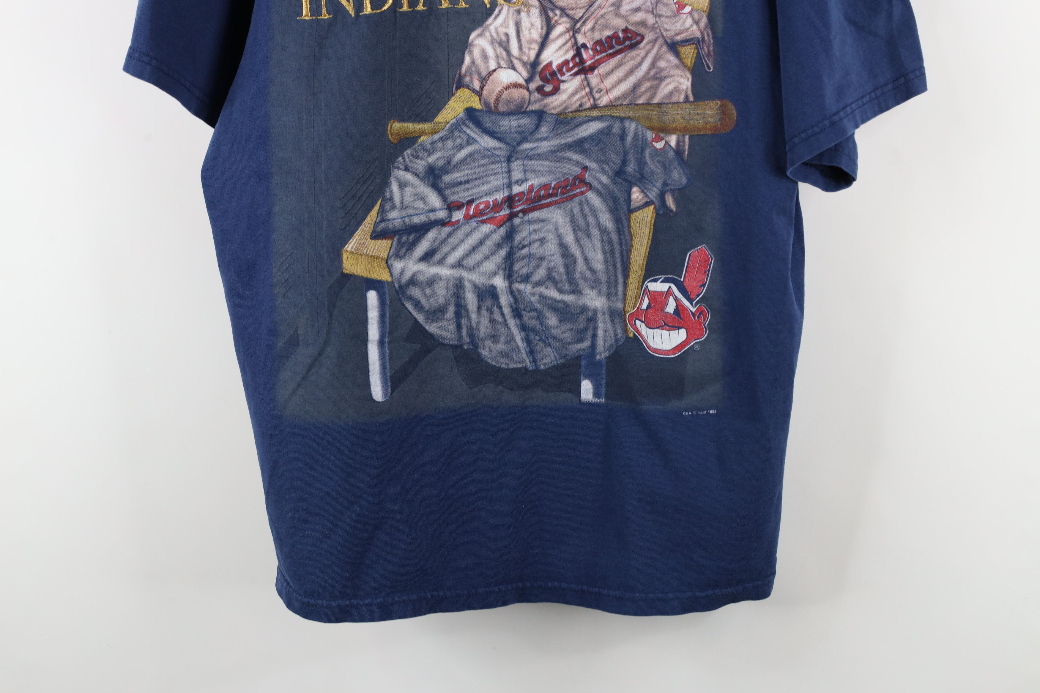 Vintage Vintage 90s Chief Wahoo Cleveland Indians Baseball T-Shirt Size US L / EU 52-54 / 3 - 3 Thumbnail