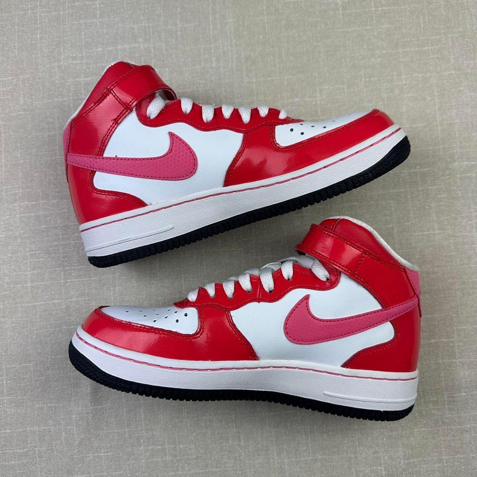 Nike 2013 Nike Air Force 1 Mid “Valentines Day” 6W Size US 6 / IT 36 - 3 Thumbnail