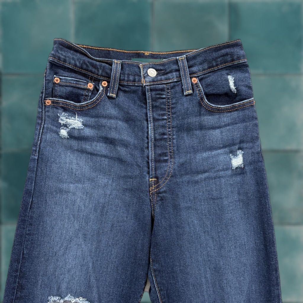 Levi's Levis Blue Jeans Womens High Rise Distressed Ribcage Straight 26 Denim Pants 5-Pocket Size 26" / US 2 / IT 38 - 1 Thumbnail