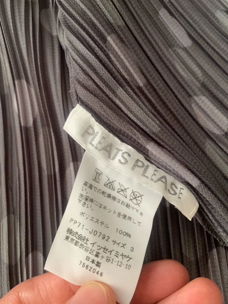 Issey Miyake issey miyake size:3 Grayish-green pleated cardigan Size XS / US 0-2 / IT 36-38 - 3 Thumbnail