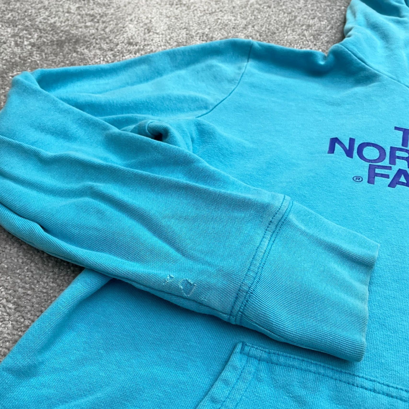 The North Face The North Face Hoodie Sweatshirt Womens Large Blue Graphic Fleece Pullover Size L / US 10 / IT 46 - 7 Thumbnail