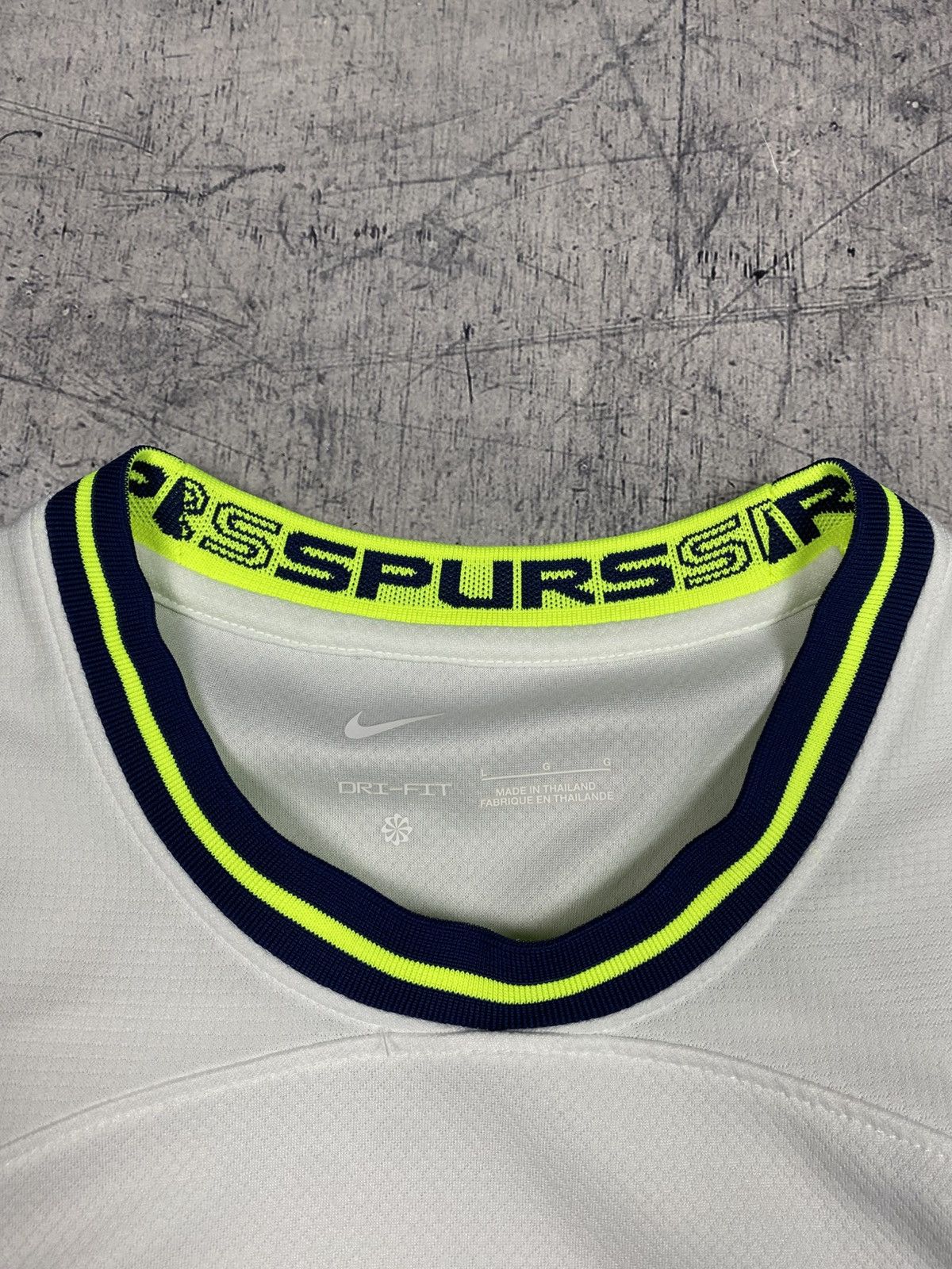 Nike Nike Tottenham Hotspur 2022/23 Home Jersey Size US L / EU 52-54 / 3 - 8 Thumbnail