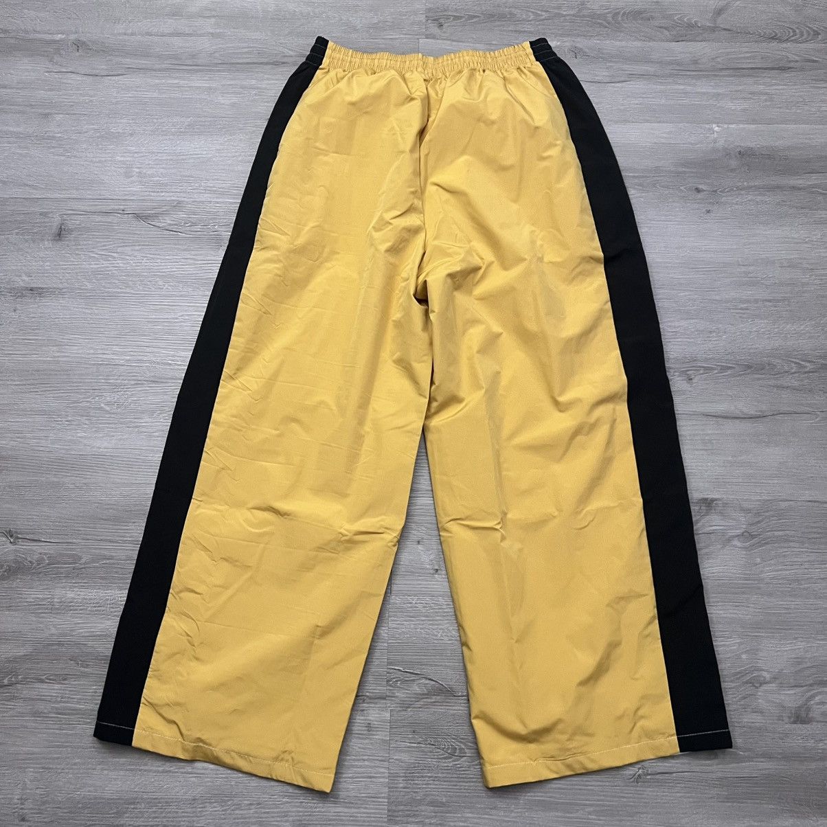 The GV Gallery GV Gallery Raspberry Hills Half Half Sweatpants Size US 32 / EU 48 - 7 Thumbnail