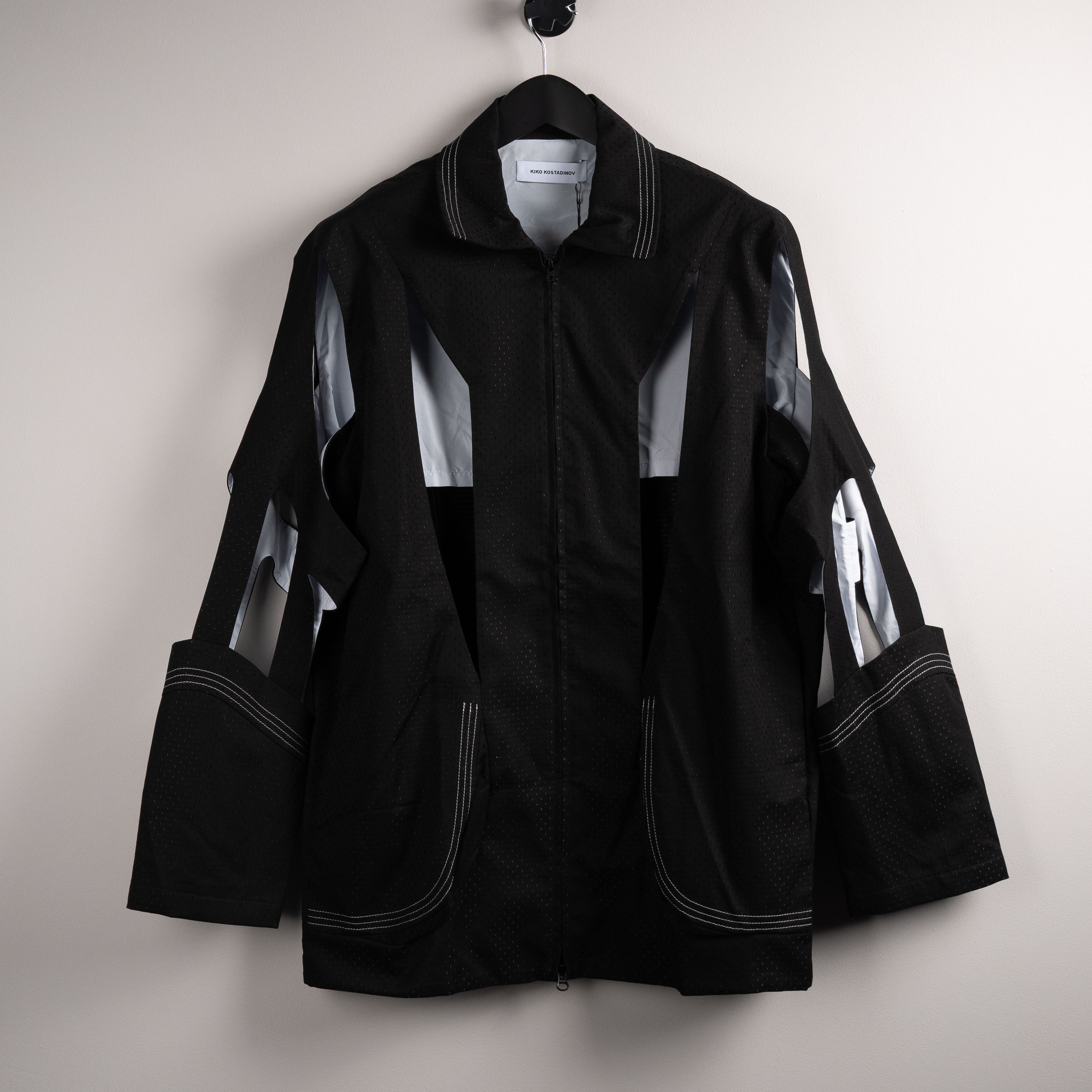 Kiko Kostadinov Kiko Kostadinov SS21 'Hydra' Cut Out Shell Jacket Black Size US XL / EU 56 / 4 - 1 Thumbnail