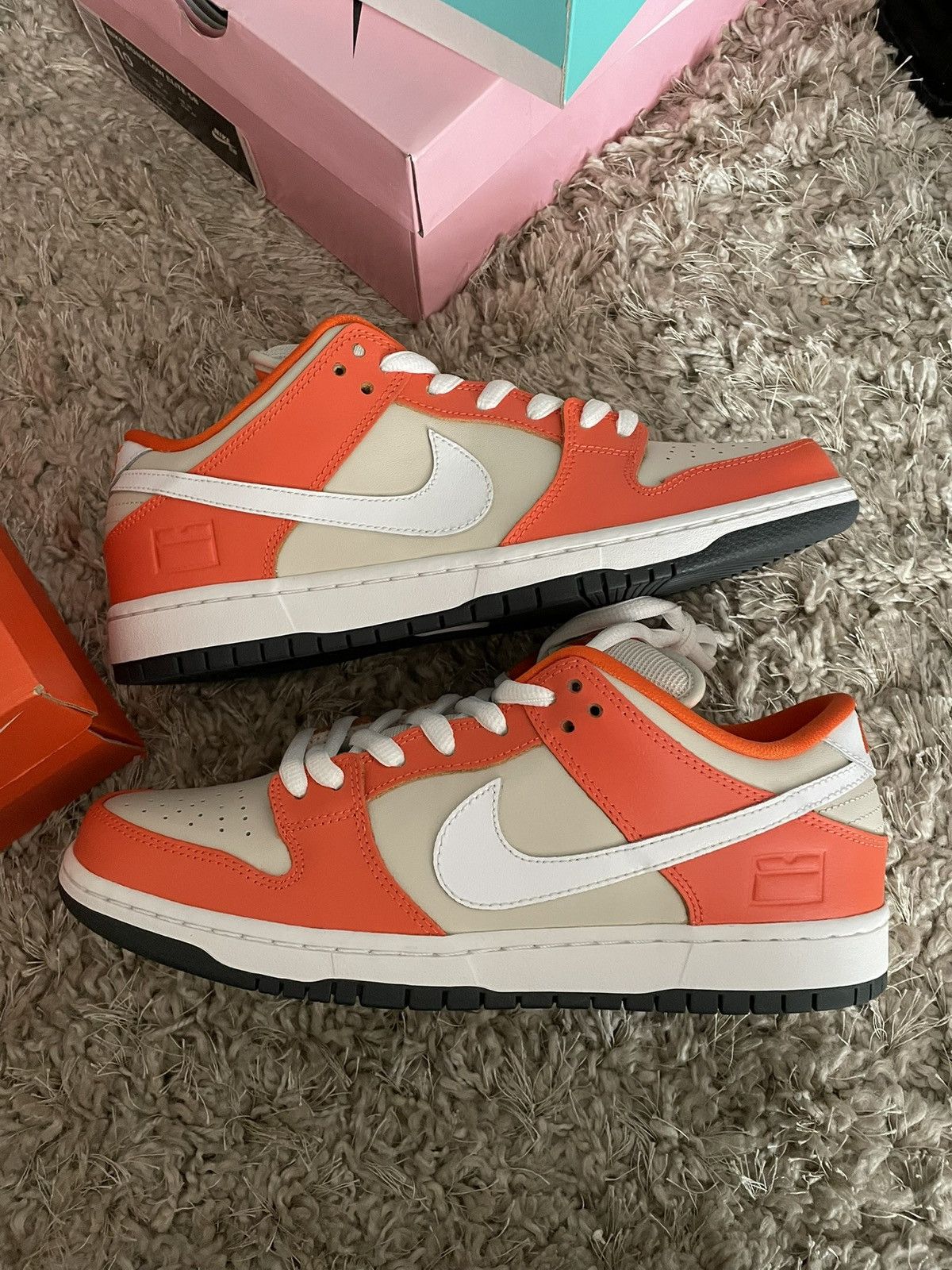 Nike SB Nike Dunk Low SB Orange Box Size US 10 / EU 43 - 2 Thumbnail