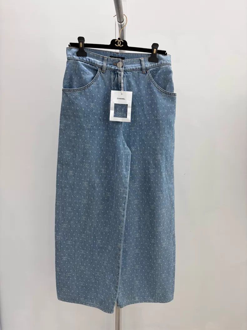 Chanel Chanel Full logo light blue polka dot denim wide-leg pants Size 25" / US 0 / IT 36 - 1 Thumbnail