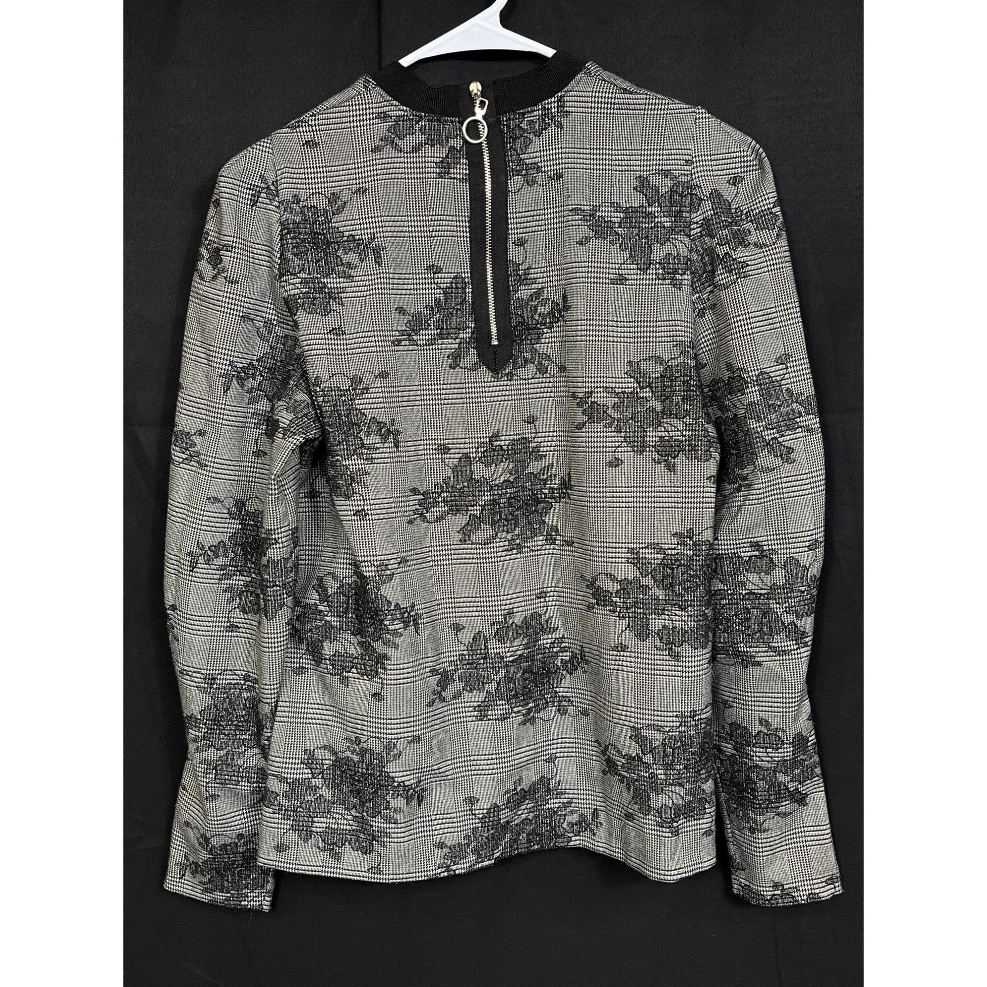 Zara Zara SKU 7888 Vintage Inspired Black White Floral Plaid Long Size S / US 4 / IT 40 - 1 Thumbnail