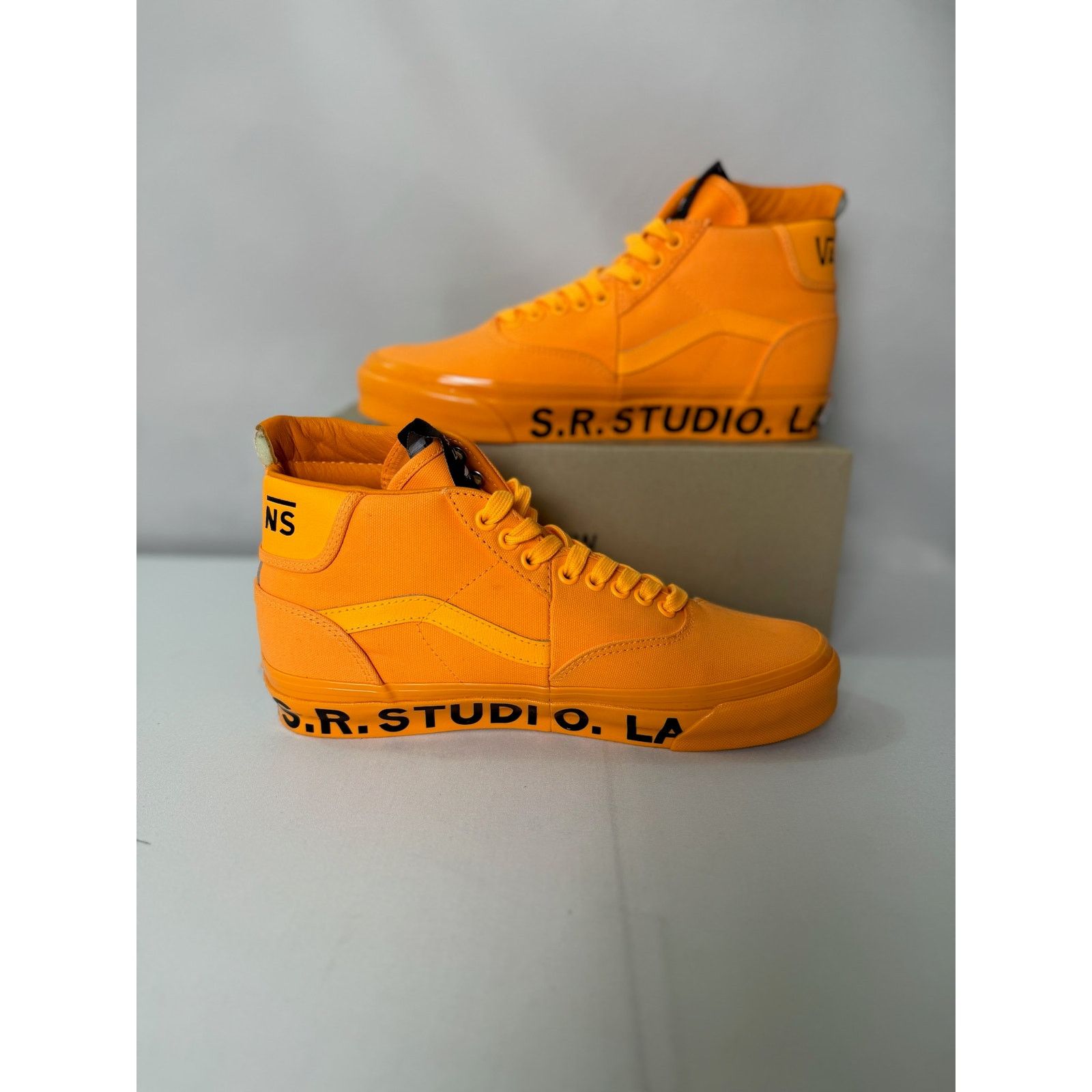 Vans NIB Vans OTW Sk8-Hi Clash the Wall SR. Studio LA. CA Orange Size US 8 / EU 41 - 9 Thumbnail