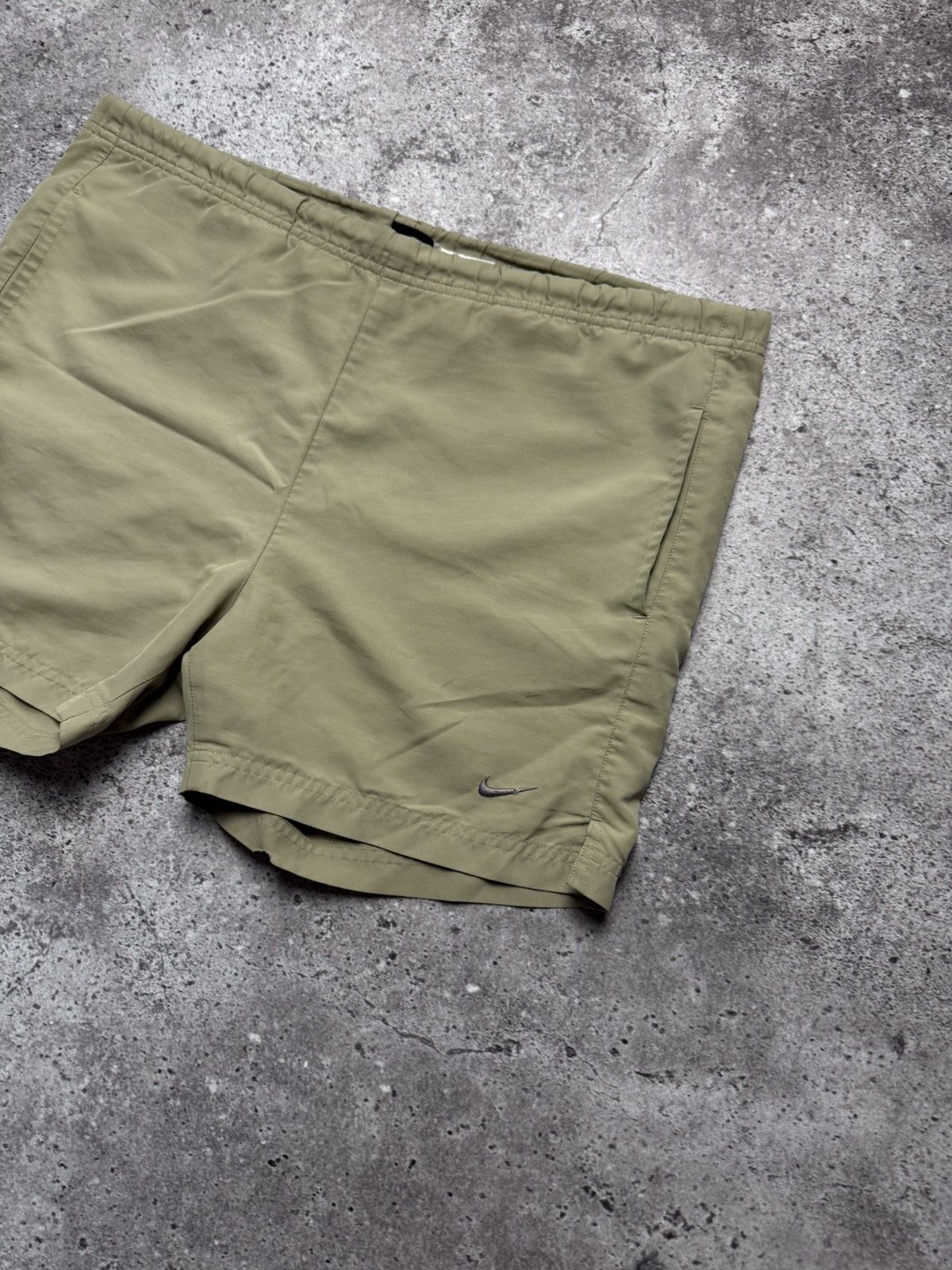 Nike × Vintage Vintage Nike Nylon Shorts 90s Y2K Size US 30 / EU 46 - 2 Thumbnail