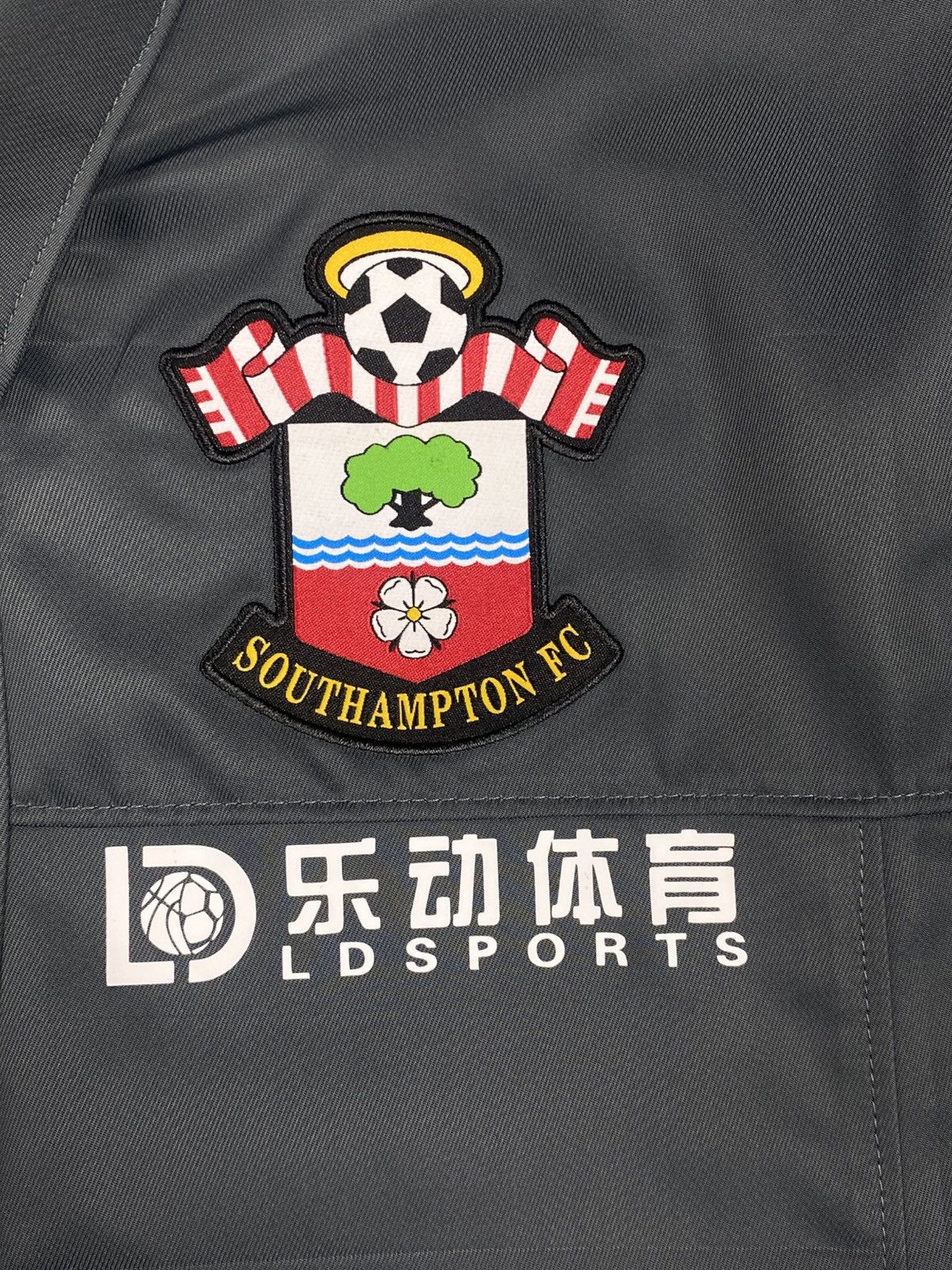 Under Armour Under Armour Southampton FC Staff Jacket XL SS19 Size US XL / EU 56 / 4 - 7 Thumbnail
