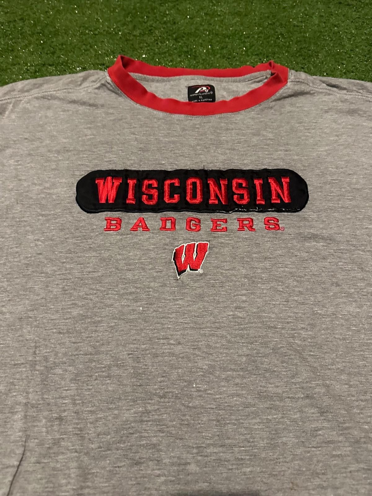 Unknown London Vintage Wisconsin Badgers Ringer T-Shirt Size ONE SIZE - 3 Thumbnail