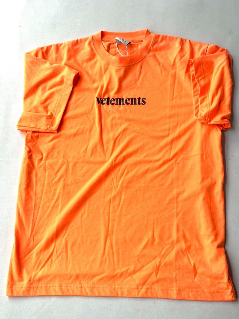 Vetements Vetements Classic Logo Orange T-shirt - dmc Size US M / EU 48-50 / 2 - 1 Thumbnail