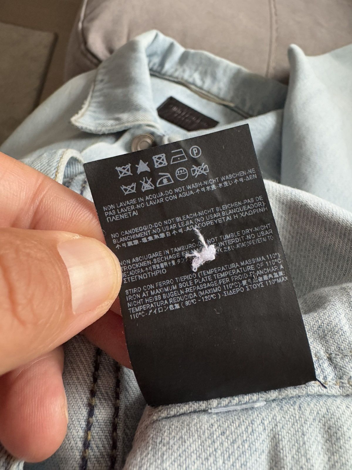 Saint Laurent Paris SAINT LAURENT denim jacket sizes in photos BY TAPE MEASURE Size US XS / EU 42 / 0 - 15 Thumbnail
